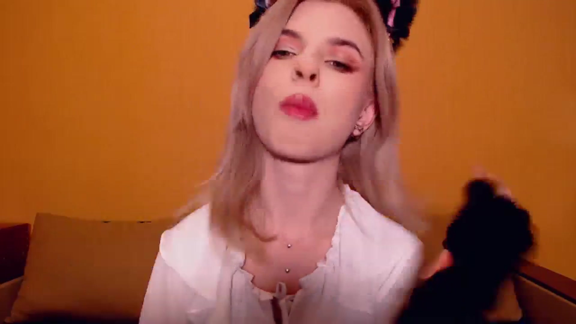 Gallery image thumbnail from Erineys's myfreecams stream on, 11/26/2023, 15:44 image 11 of 20