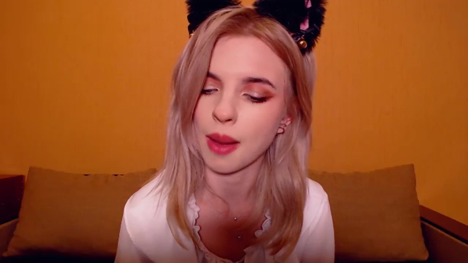 Gallery image thumbnail from Erineys's myfreecams stream on, 11/26/2023, 16:32 image 11 of 20