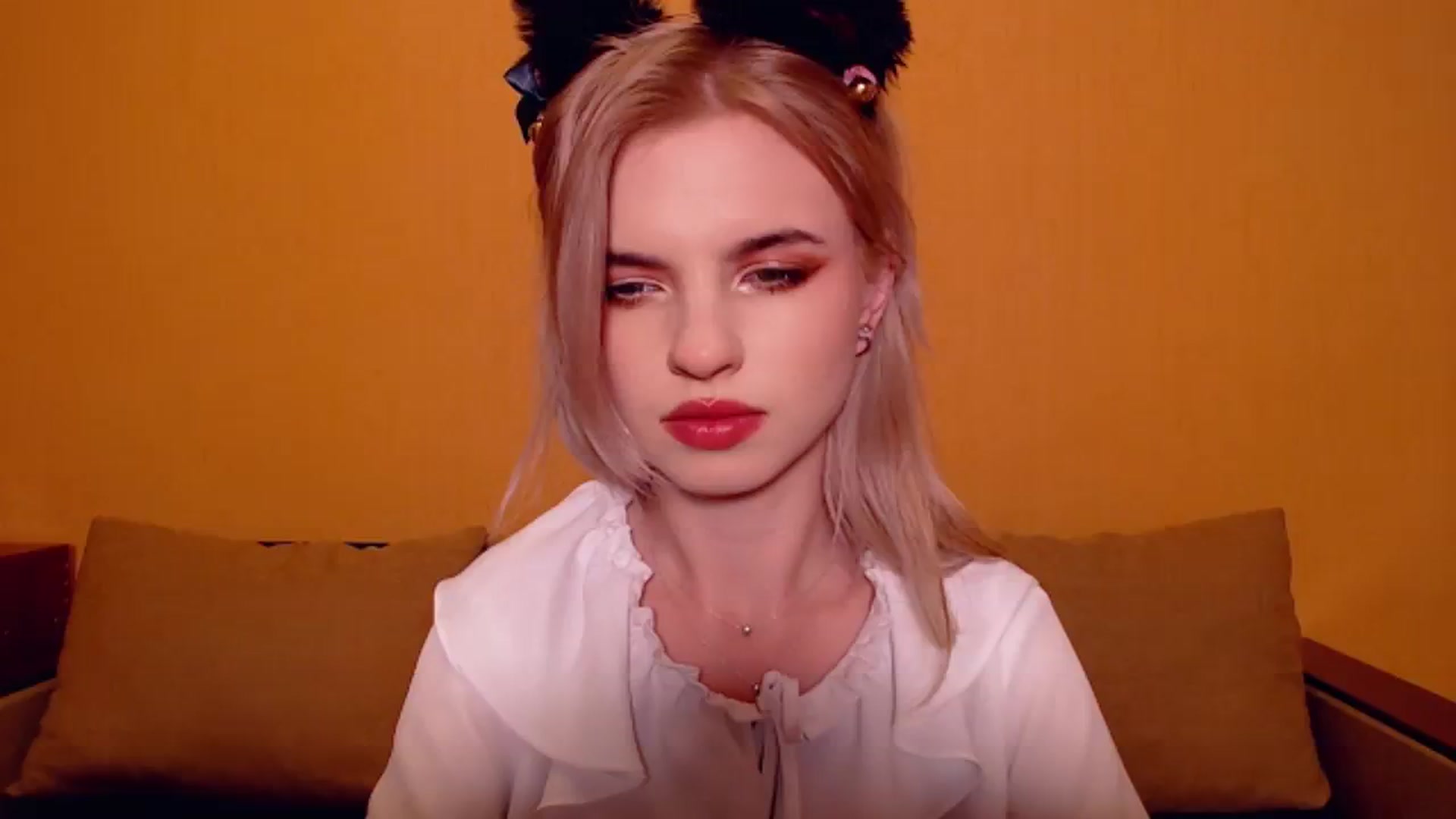 Gallery image thumbnail from Erineys's myfreecams stream on, 11/26/2023, 17:59 image 1 of 20