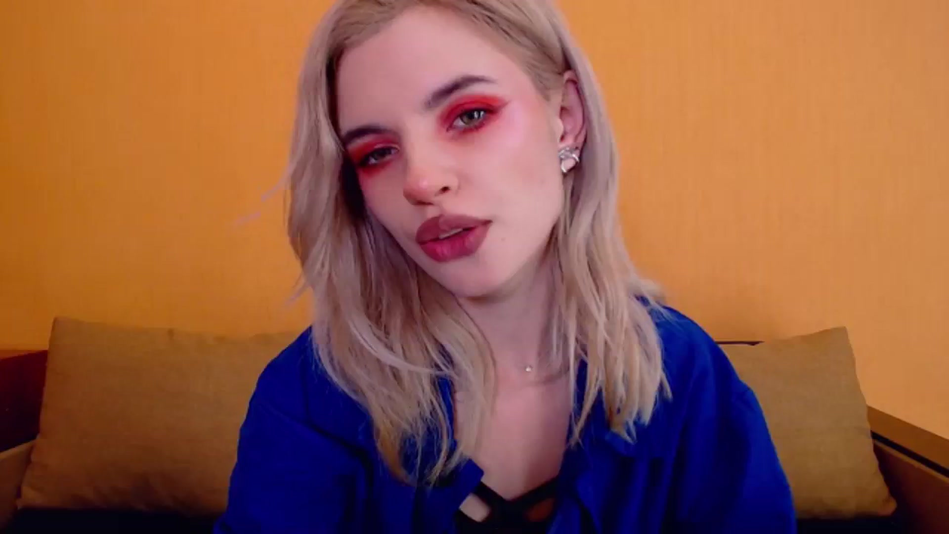 Gallery image thumbnail from Erineys's myfreecams stream on, 11/30/2023, 15:49 image 11 of 20