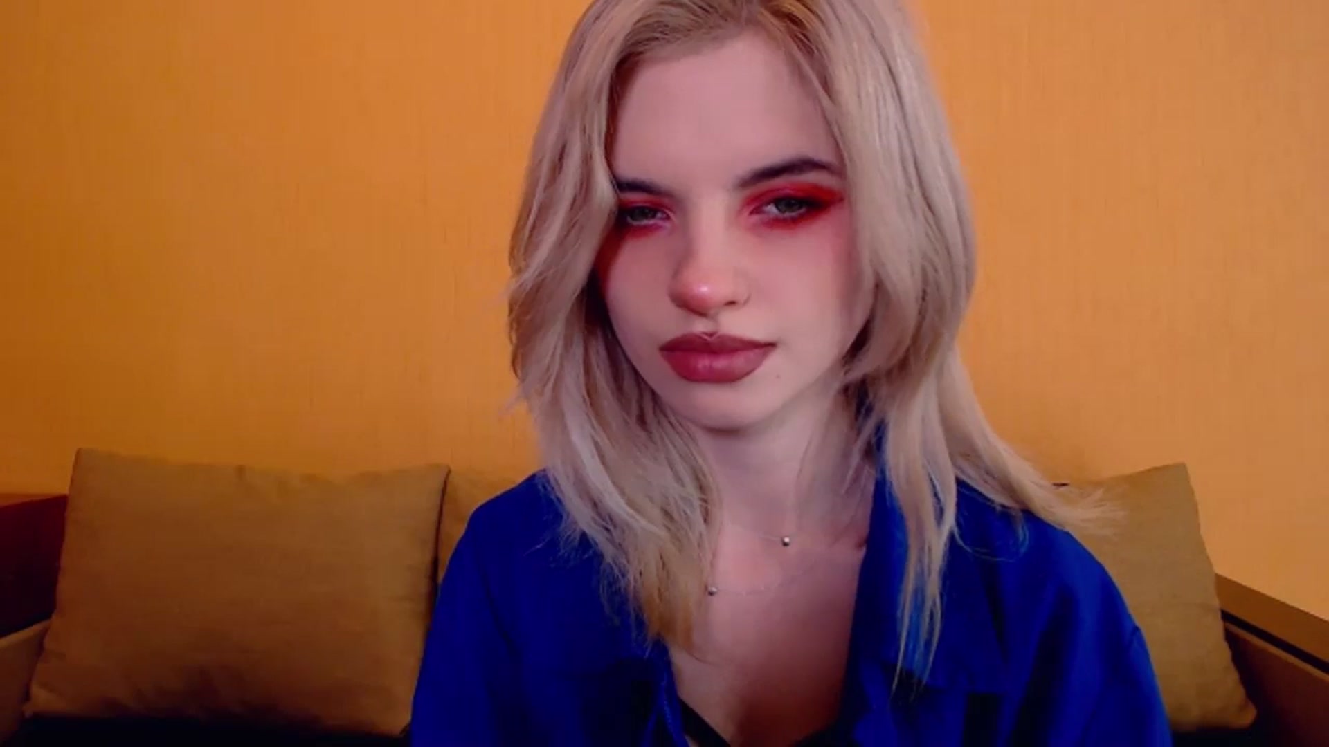 Gallery image thumbnail from Erineys's myfreecams stream on, 11/30/2023, 15:49 image 9 of 20
