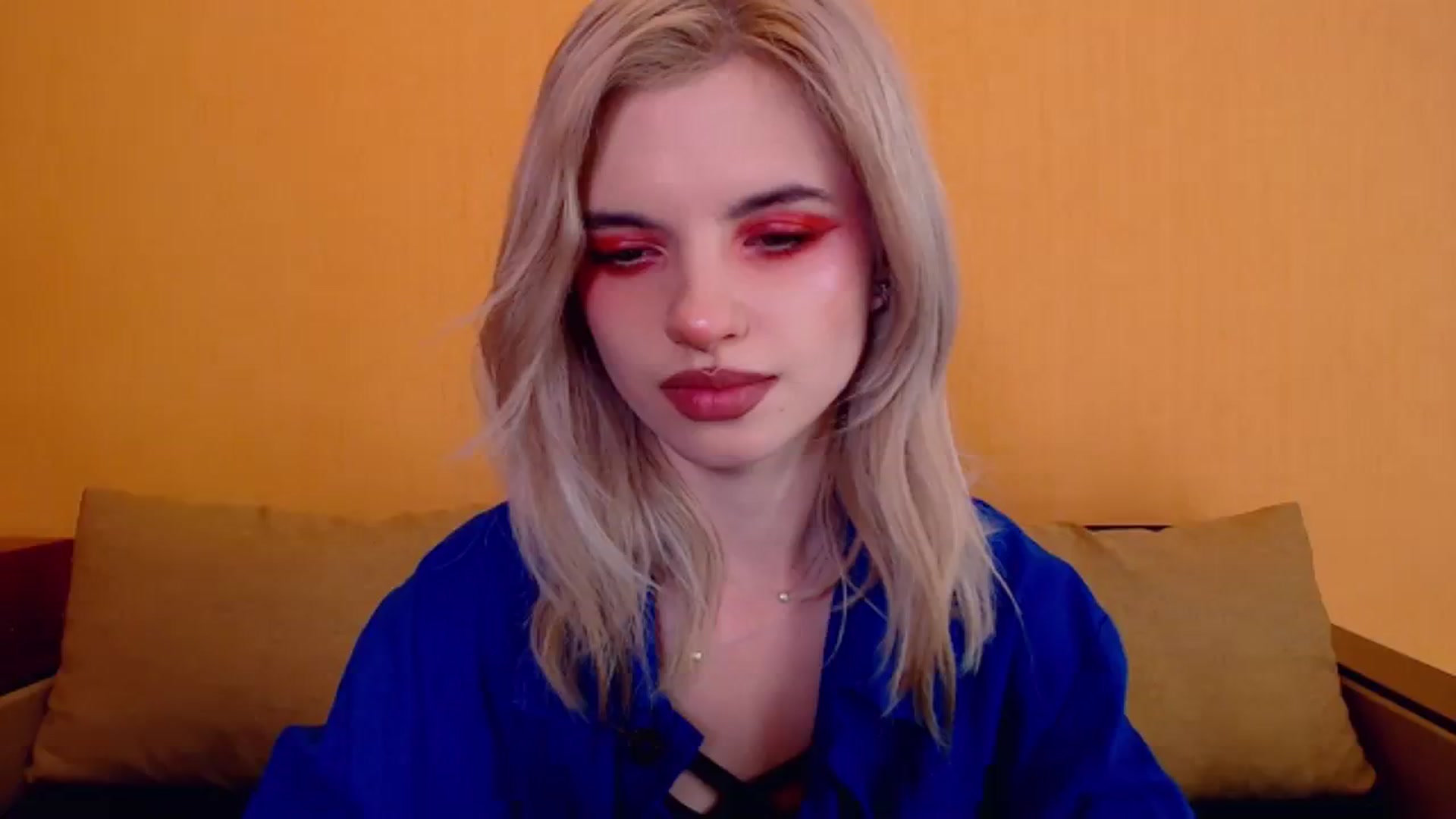 Gallery image thumbnail from Erineys's myfreecams stream on, 11/30/2023, 15:49 image 16 of 20