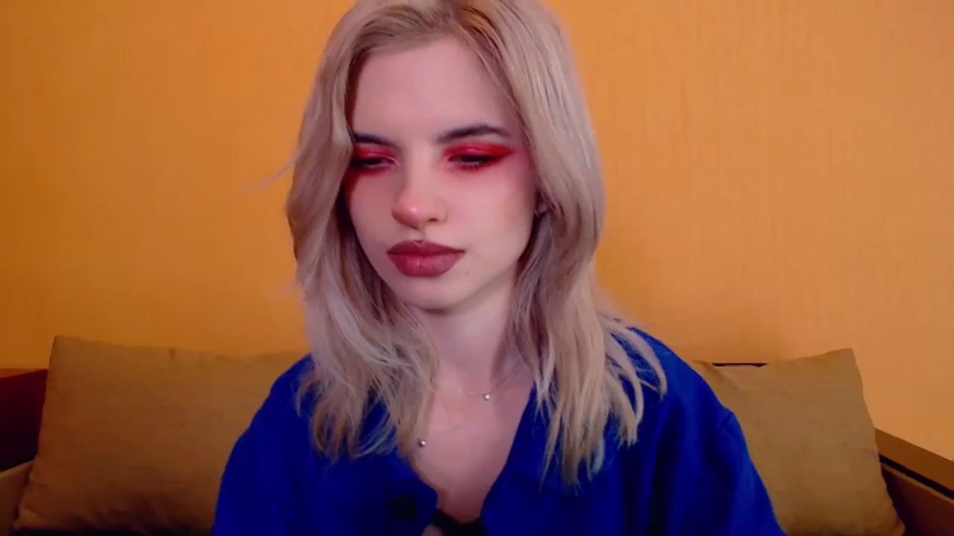 Gallery image thumbnail from Erineys's myfreecams stream on, 11/30/2023, 15:49 image 7 of 20