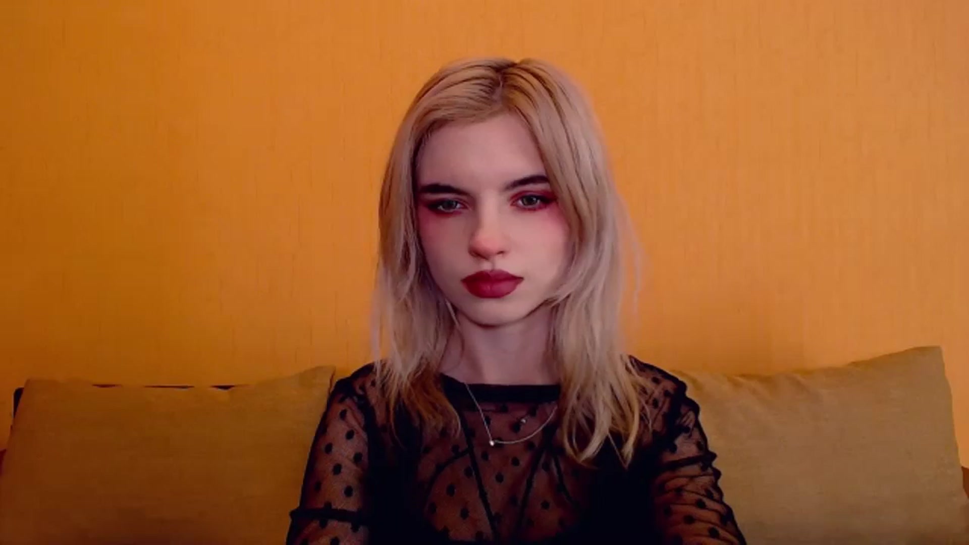 Gallery image thumbnail from Erineys's myfreecams stream on, 12/07/2023, 17:52 image 20 of 20