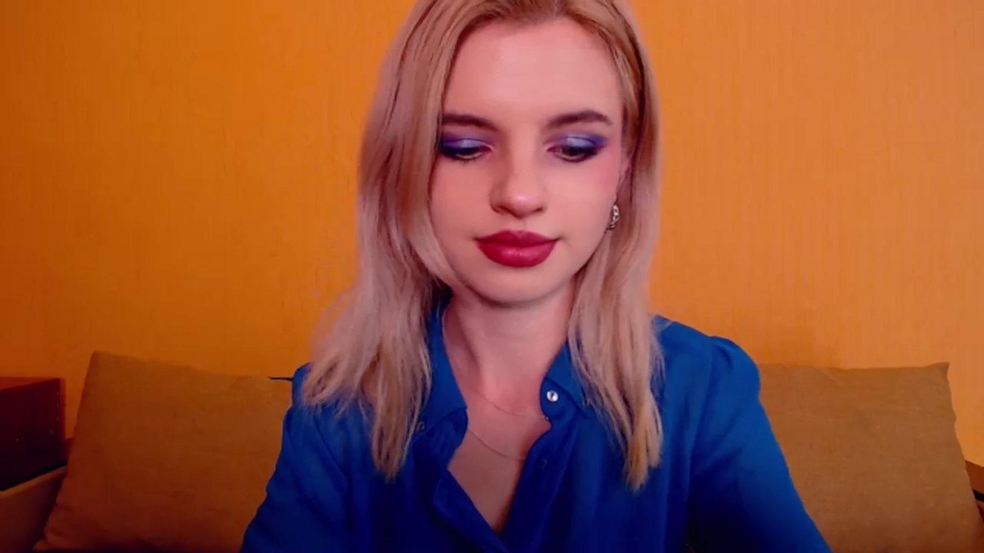 Gallery image thumbnail from Erineys's myfreecams stream on, 12/09/2023, 15:17 image 20 of 20