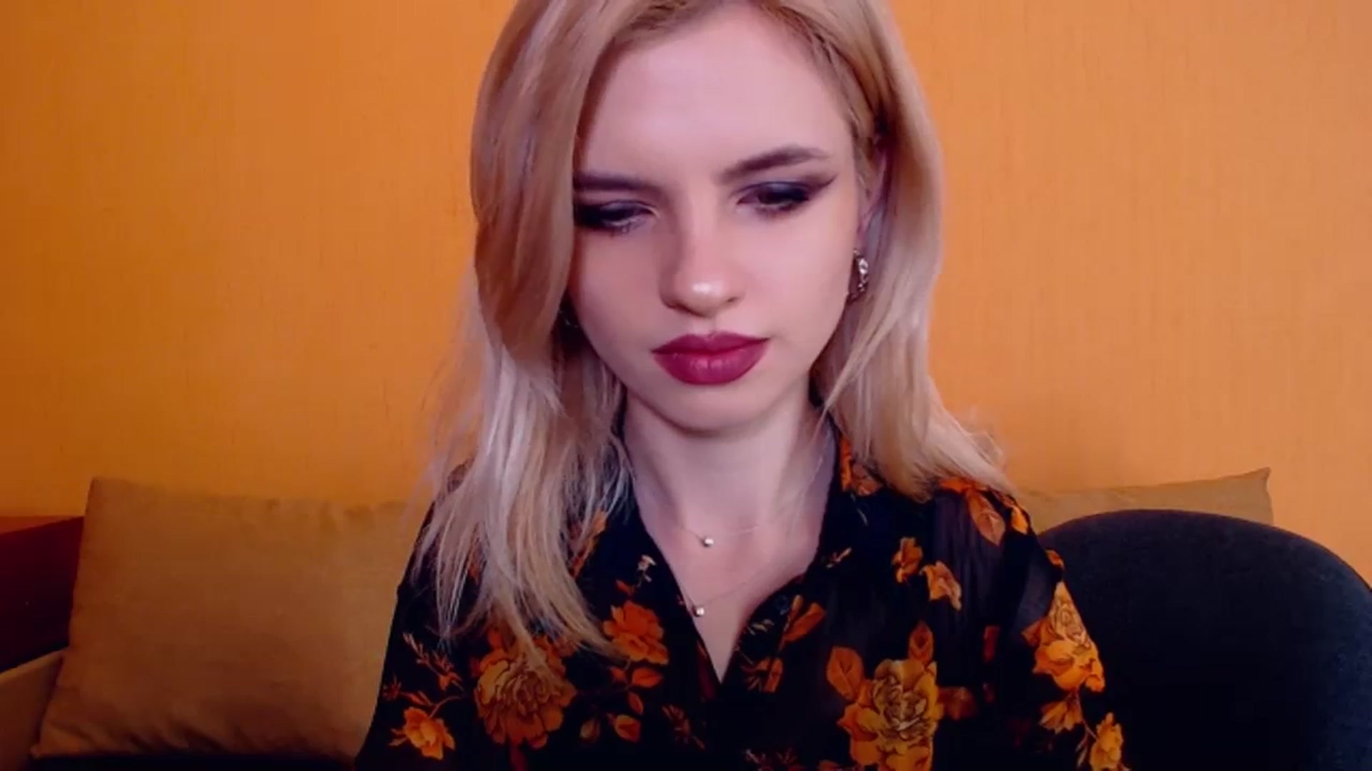 Gallery image thumbnail from Erineys's myfreecams stream on, 12/10/2023, 15:19 image 20 of 20