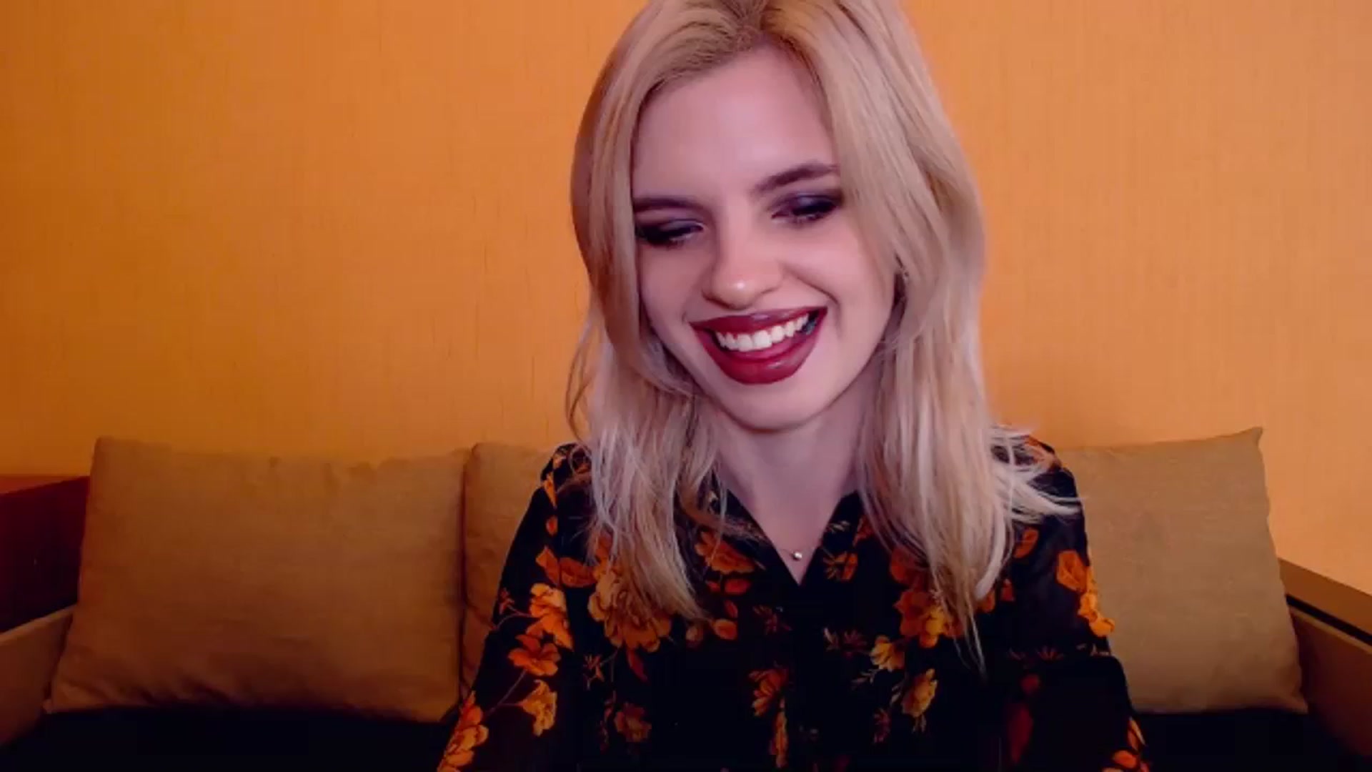 Gallery image thumbnail from Erineys's myfreecams stream on, 12/10/2023, 17:06 image 16 of 20
