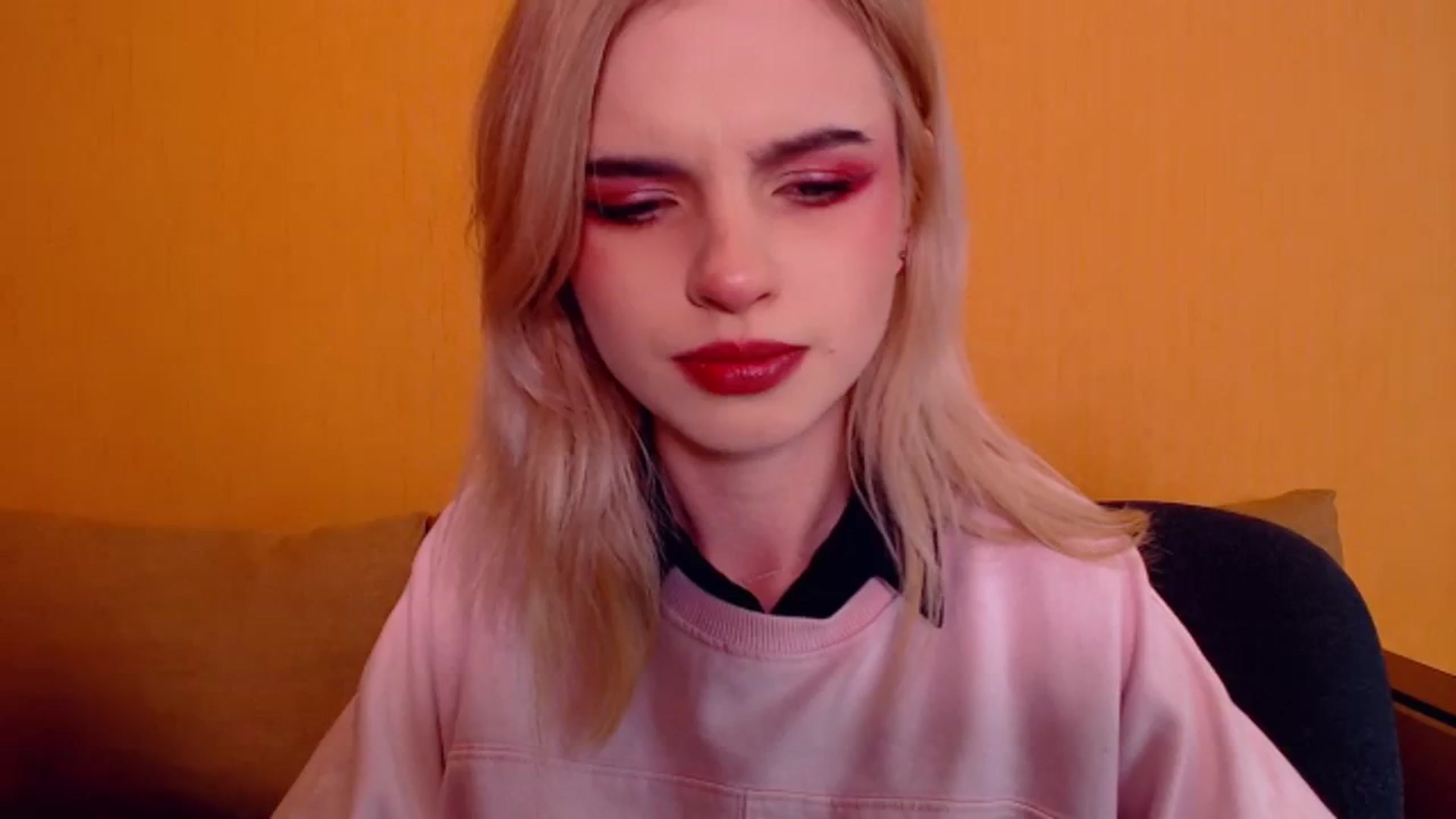 Gallery image thumbnail from Erineys's myfreecams stream on, 12/11/2023, 15:47 image 1 of 20