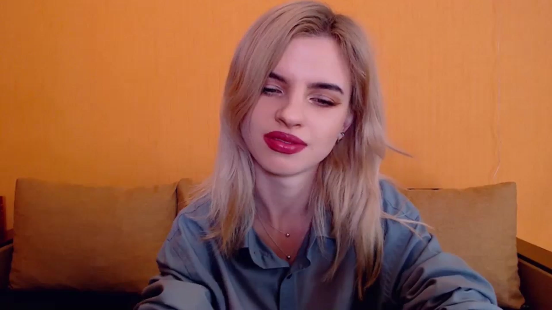 Gallery image thumbnail from Erineys's myfreecams stream on, 12/14/2023, 15:23 image 6 of 20
