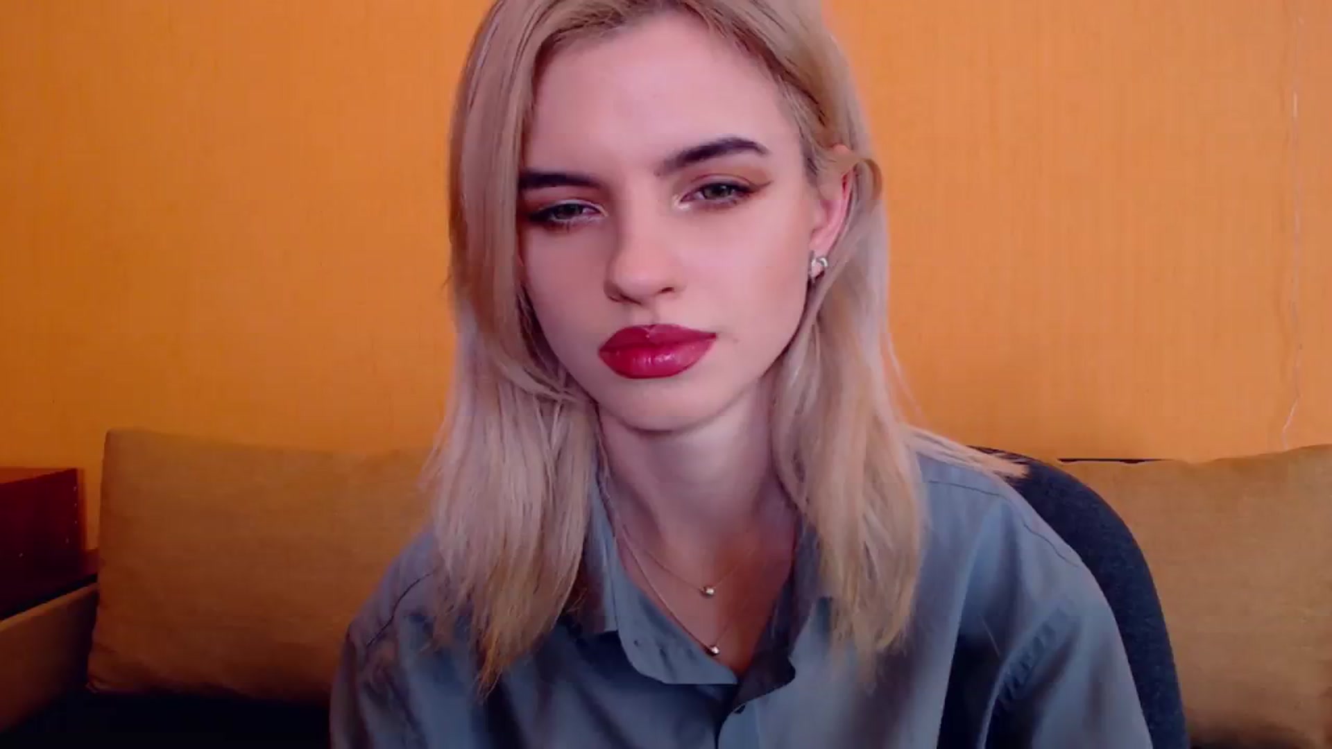 Gallery image thumbnail from Erineys's myfreecams stream on, 12/14/2023, 16:41 image 6 of 20