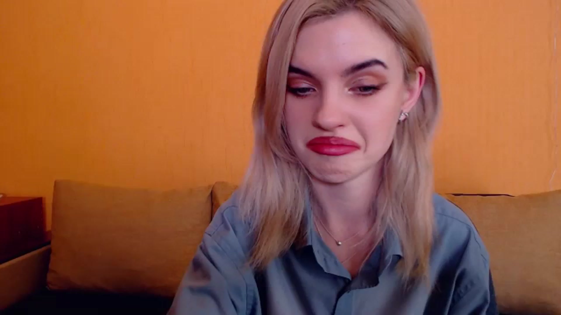 Gallery image thumbnail from Erineys's myfreecams stream on, 12/14/2023, 16:41 image 16 of 20