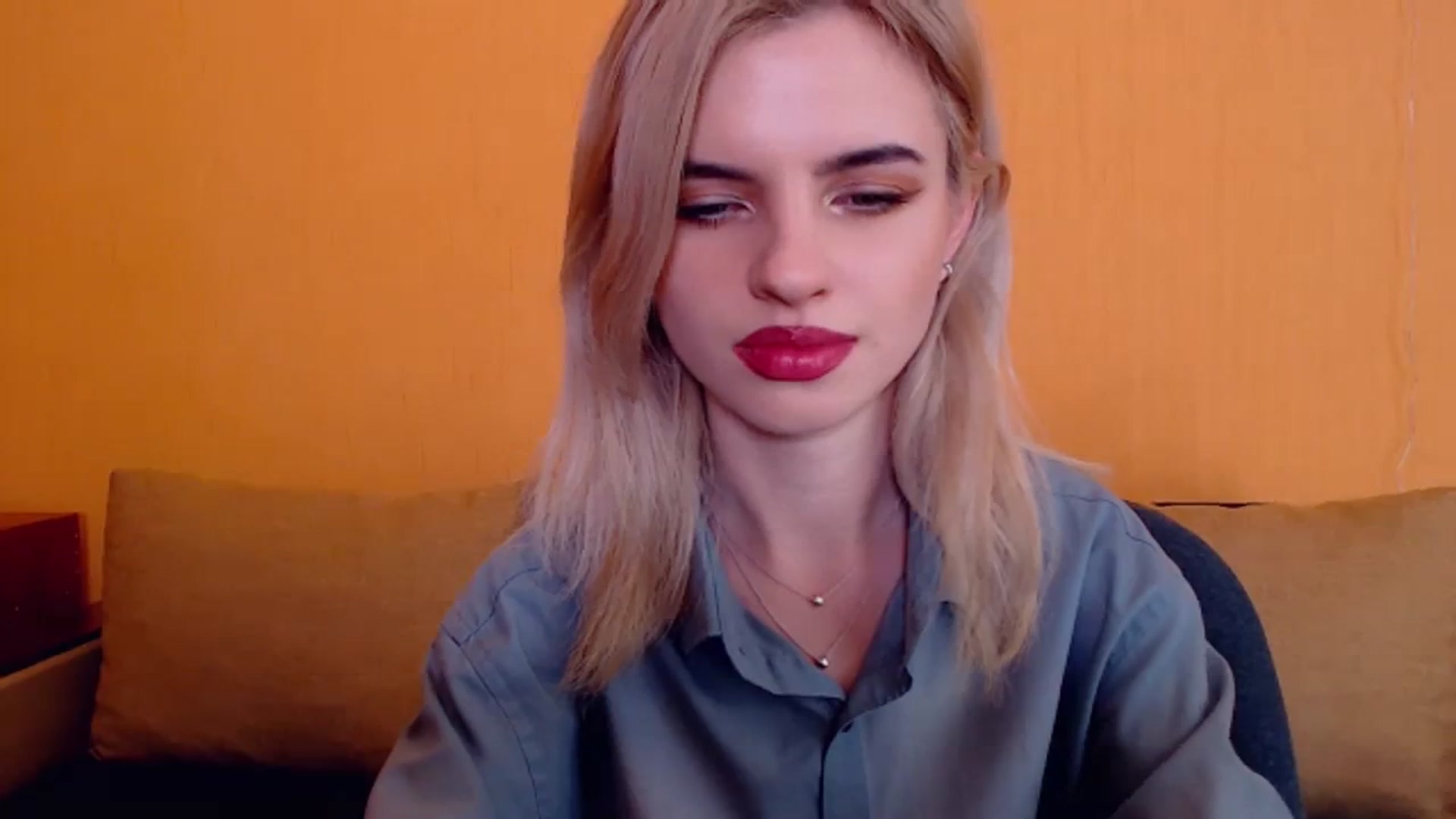 Gallery image thumbnail from Erineys's myfreecams stream on, 12/14/2023, 16:41 image 5 of 20