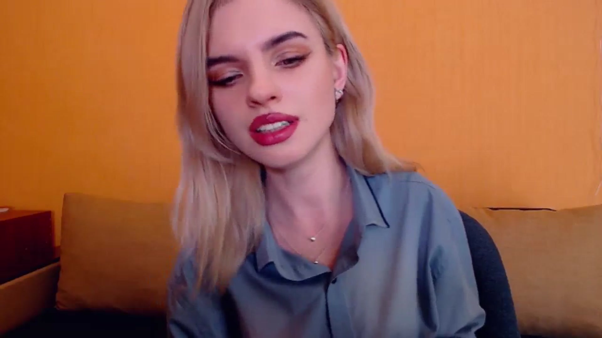 Gallery image thumbnail from Erineys's myfreecams stream on, 12/14/2023, 16:41 image 19 of 20