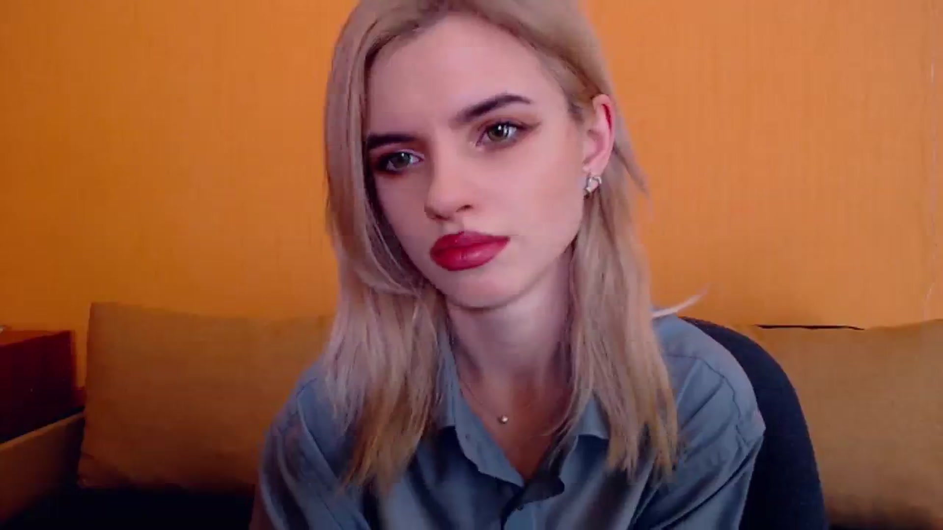 Gallery image thumbnail from Erineys's myfreecams stream on, 12/14/2023, 16:41 image 15 of 20