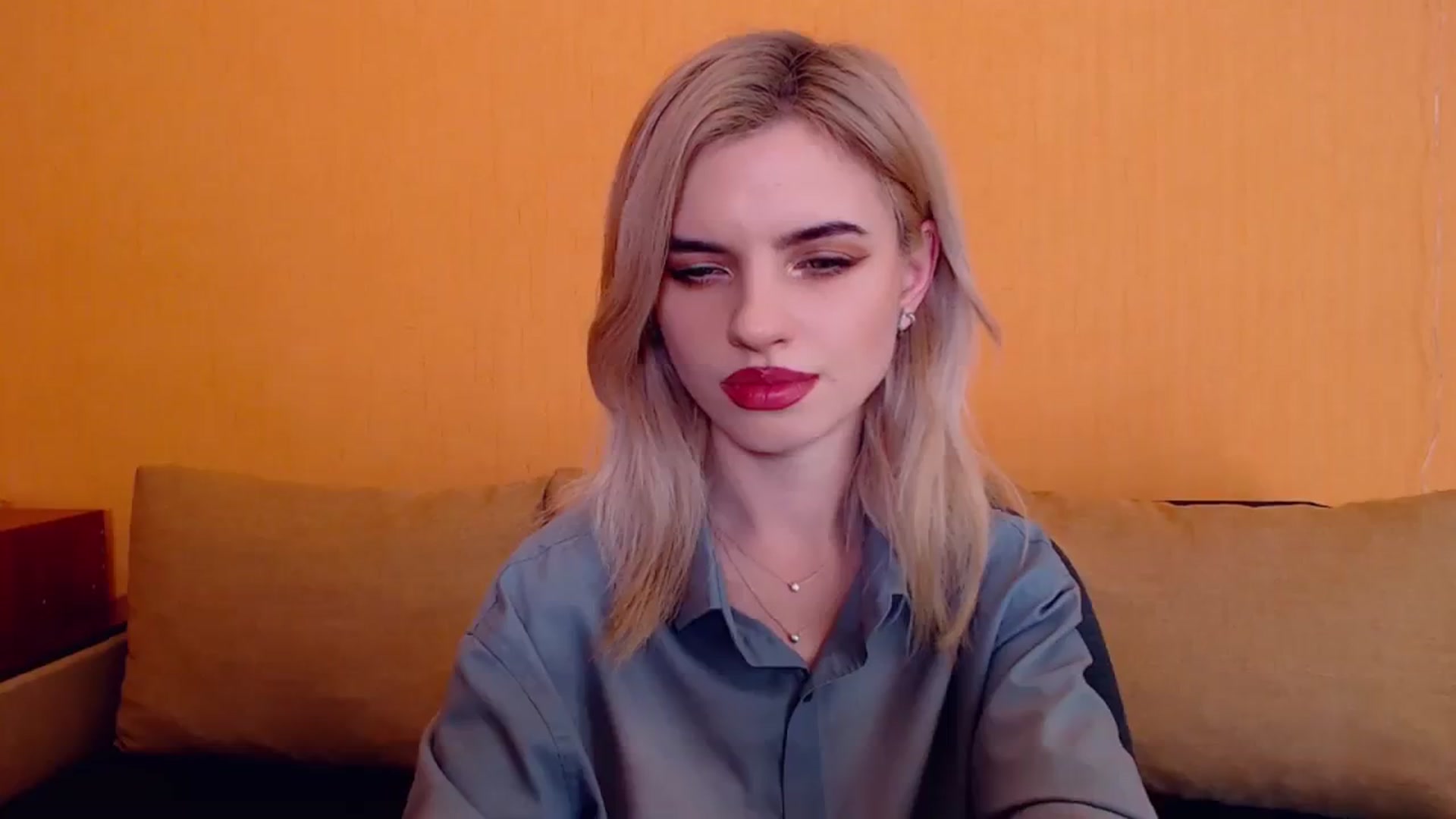 Gallery image thumbnail from Erineys's myfreecams stream on, 12/14/2023, 16:41 image 14 of 20