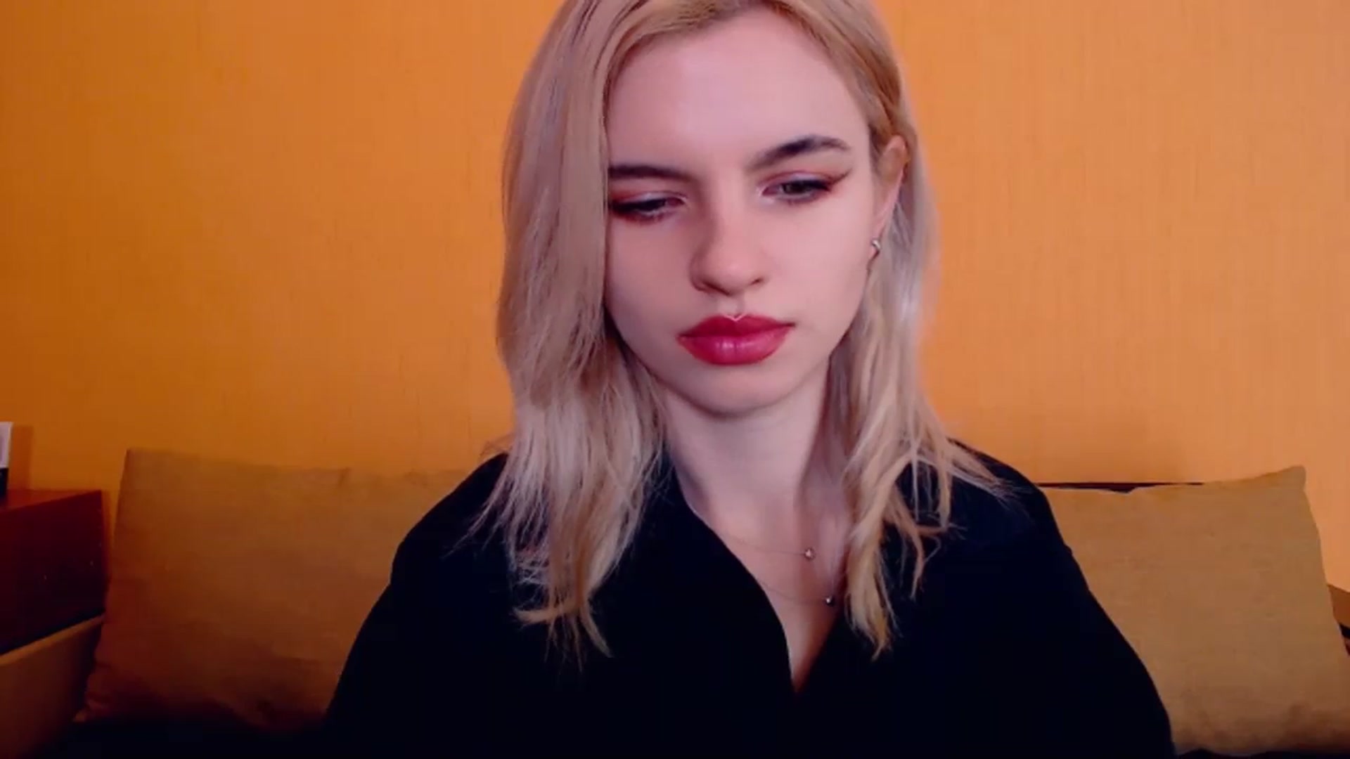 Gallery image thumbnail from Erineys's myfreecams stream on, 12/16/2023, 15:49 image 19 of 20