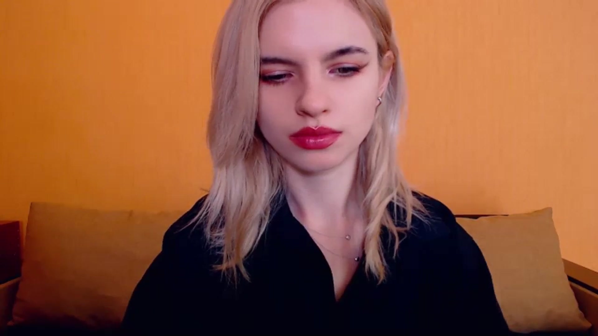Gallery image thumbnail from Erineys's myfreecams stream on, 12/16/2023, 15:49 image 20 of 20