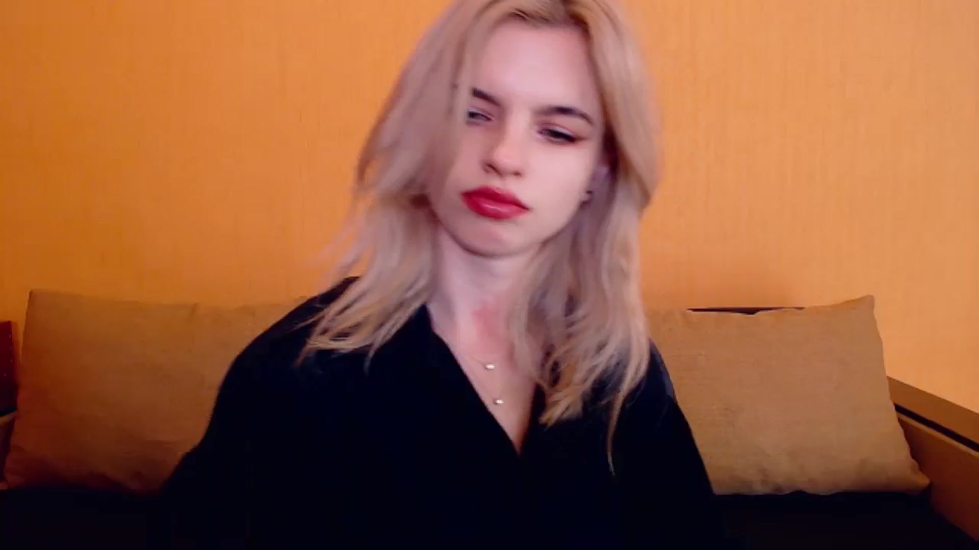 Gallery image thumbnail from Erineys's myfreecams stream on, 12/16/2023, 16:42 image 5 of 20