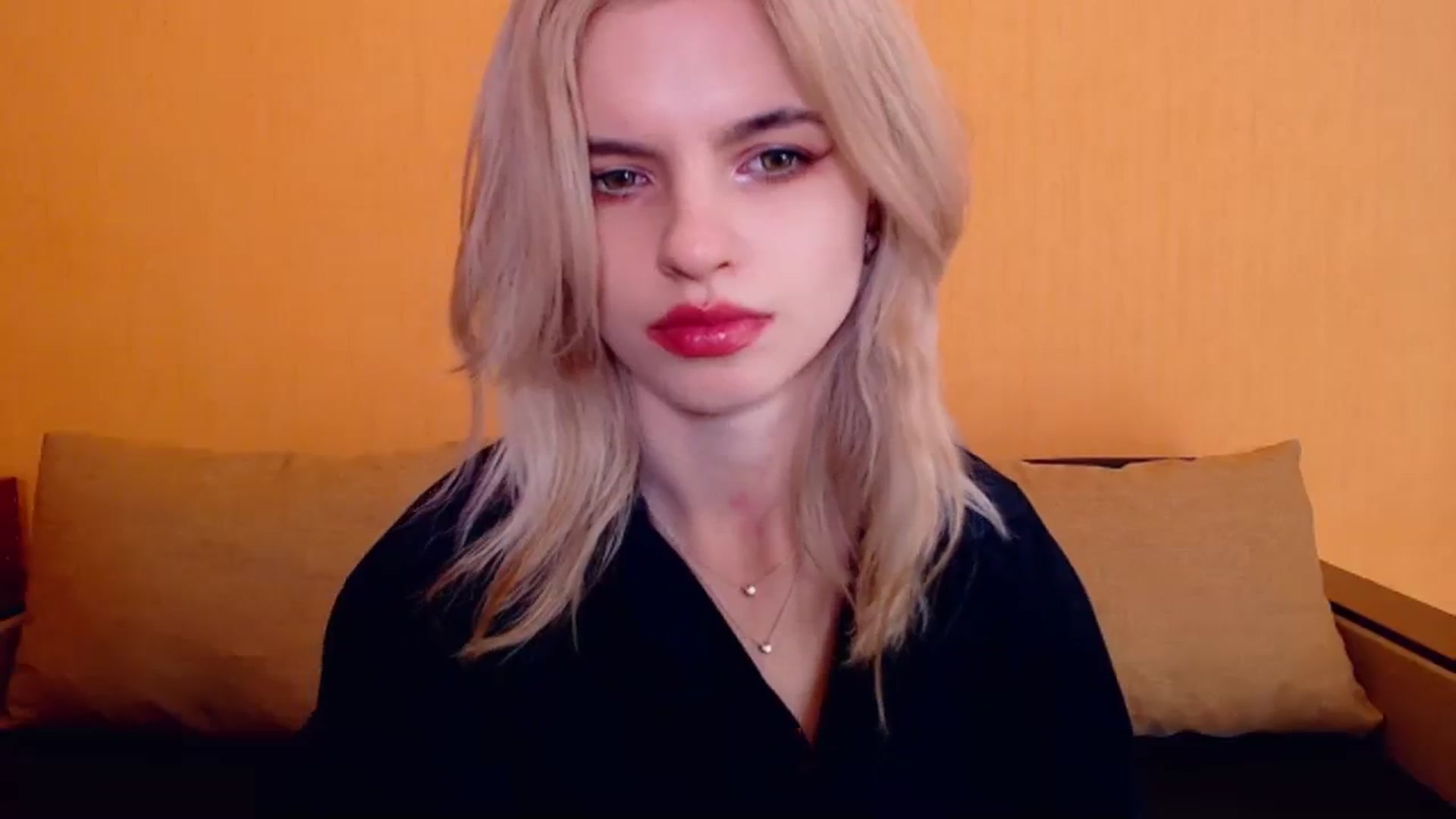 Gallery image thumbnail from Erineys's myfreecams stream on, 12/16/2023, 16:42 image 9 of 20