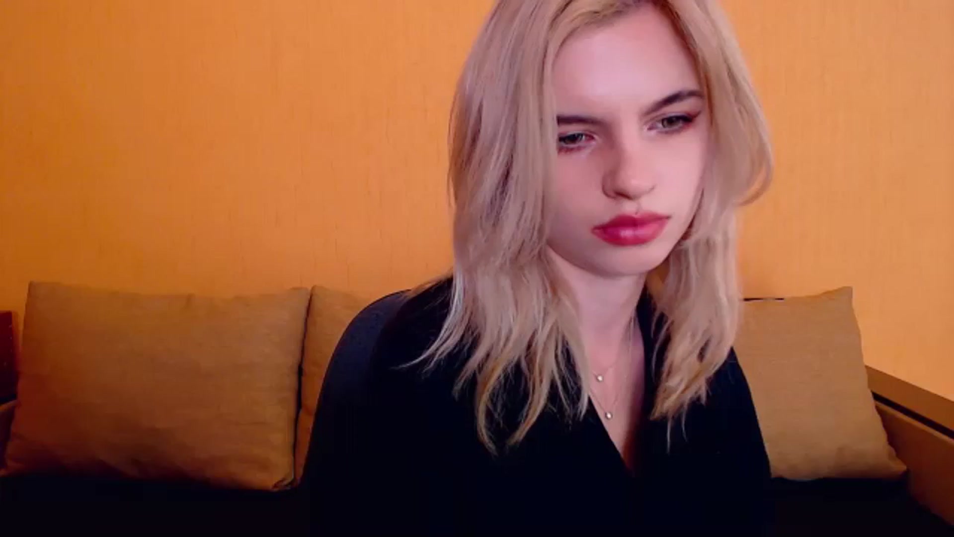 Gallery image thumbnail from Erineys's myfreecams stream on, 12/16/2023, 16:54 image 19 of 20