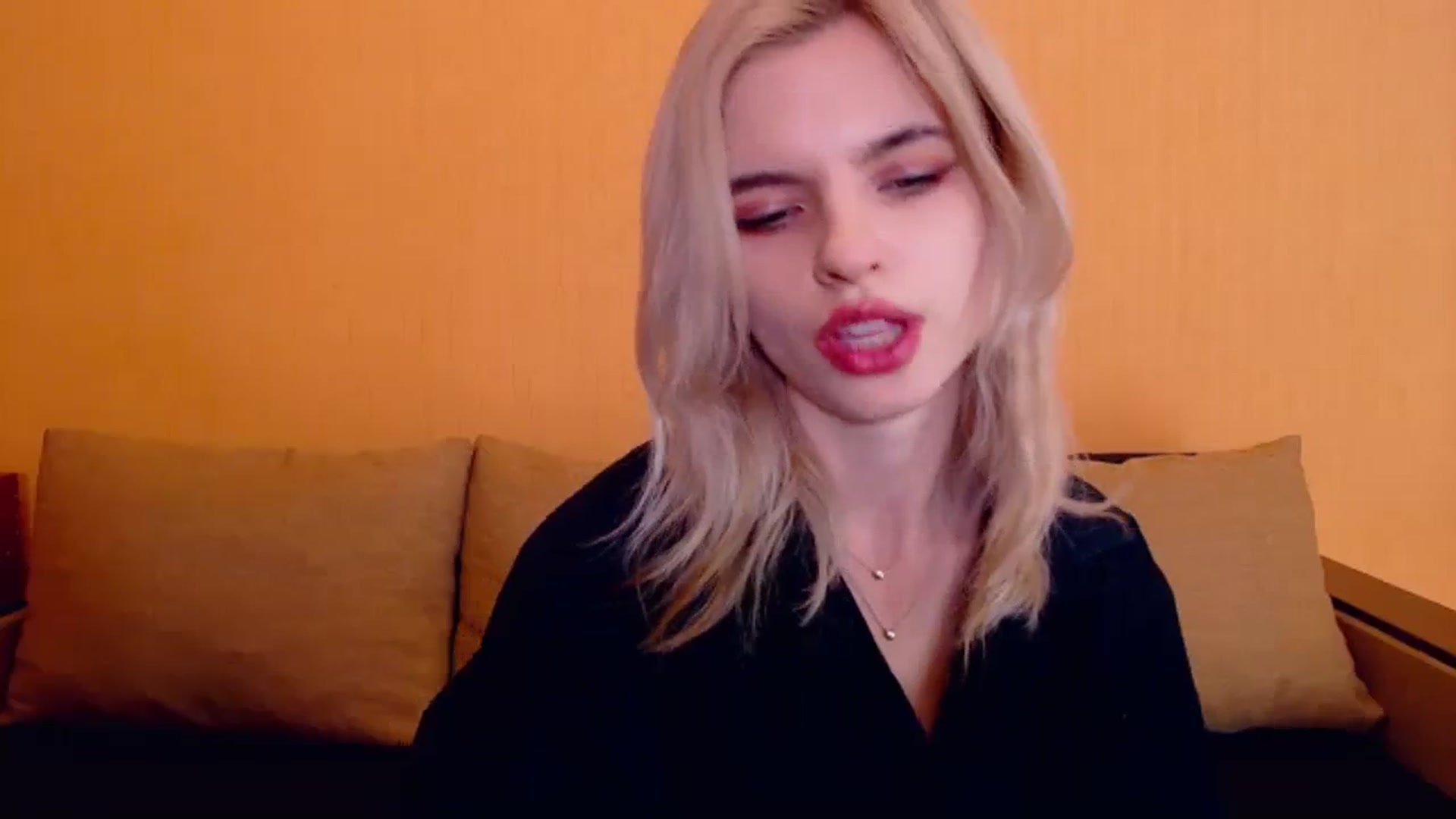Gallery image thumbnail from Erineys's myfreecams stream on, 12/16/2023, 16:54 image 20 of 20