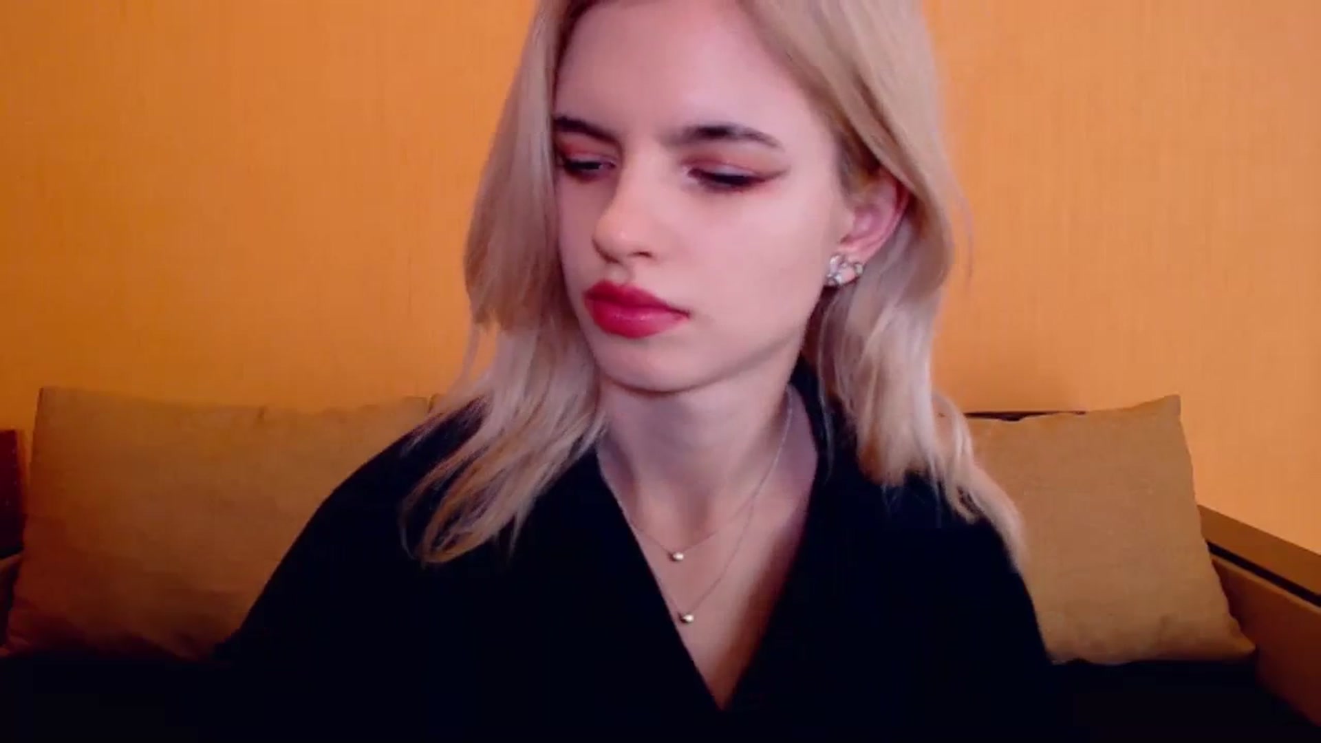 Gallery image thumbnail from Erineys's myfreecams stream on, 12/16/2023, 16:54 image 6 of 20