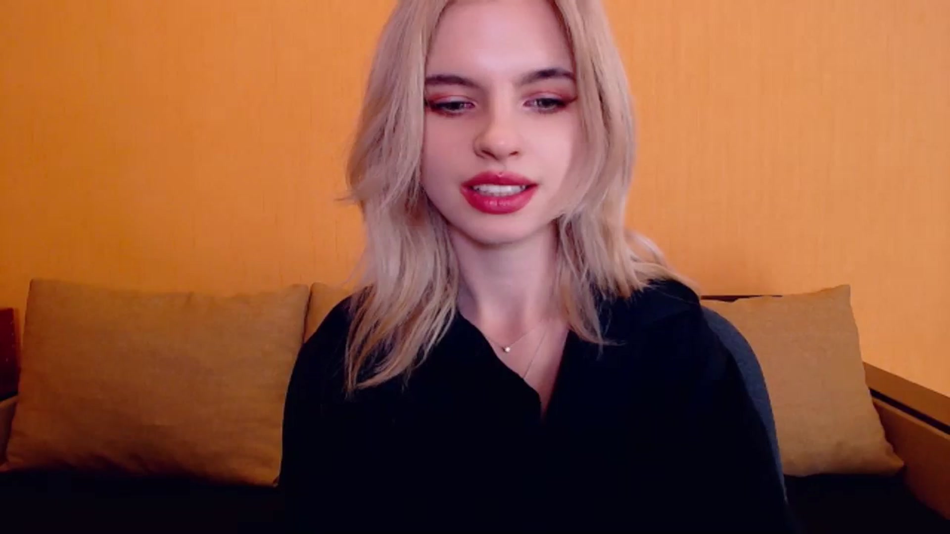 Gallery image thumbnail from Erineys's myfreecams stream on, 12/16/2023, 17:23 image 6 of 20