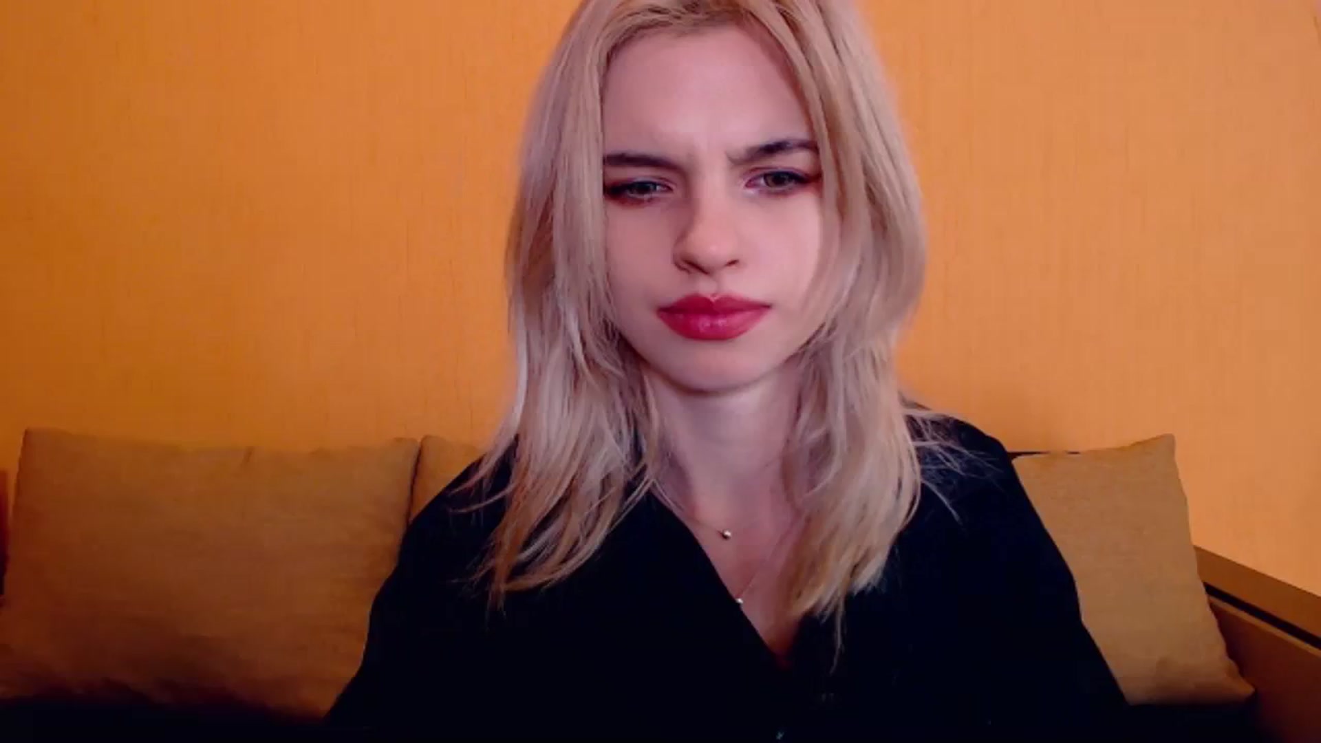 Gallery image thumbnail from Erineys's myfreecams stream on, 12/16/2023, 19:55 image 7 of 20