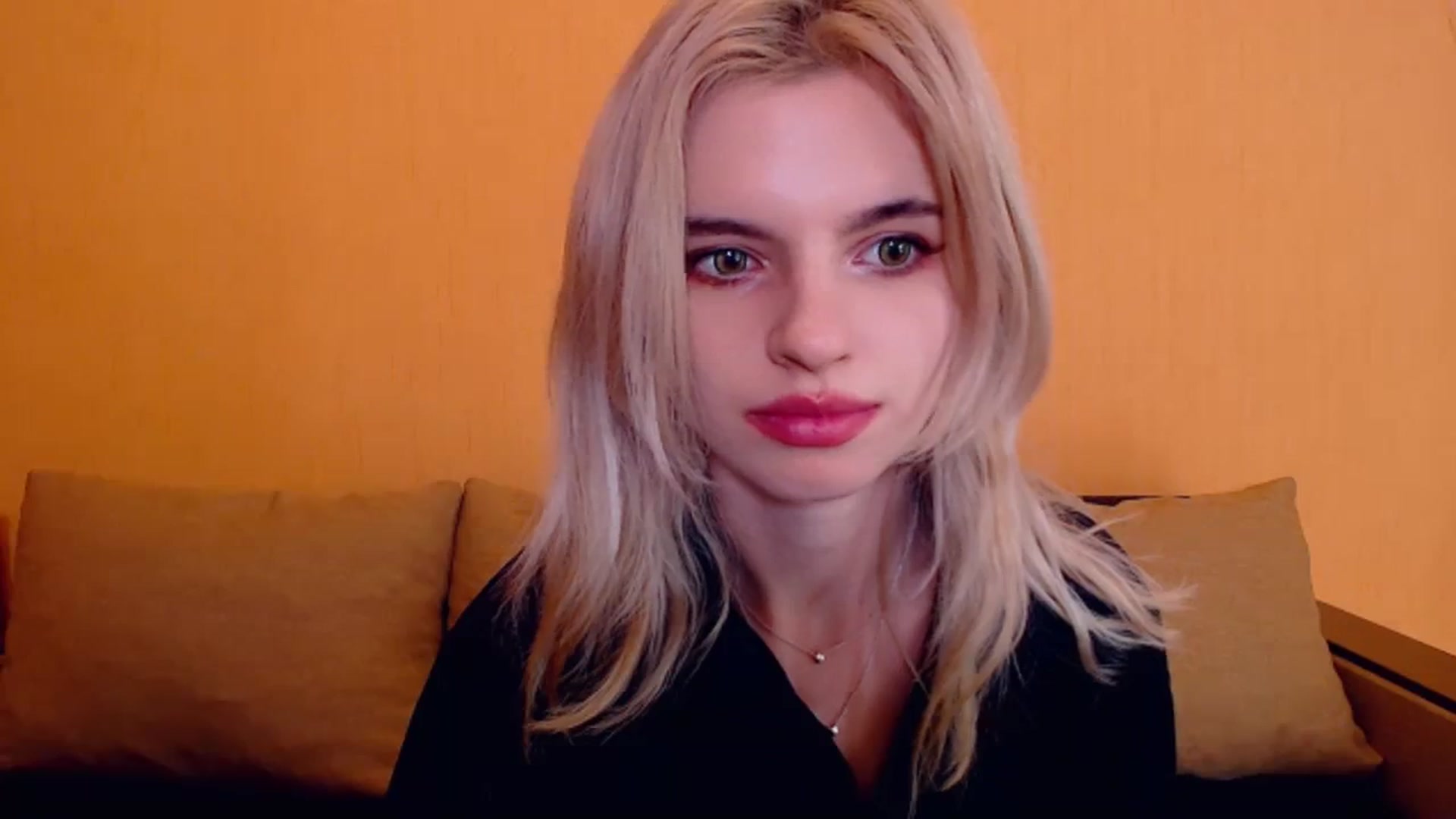 Gallery image thumbnail from Erineys's myfreecams stream on, 12/16/2023, 19:55 image 9 of 20