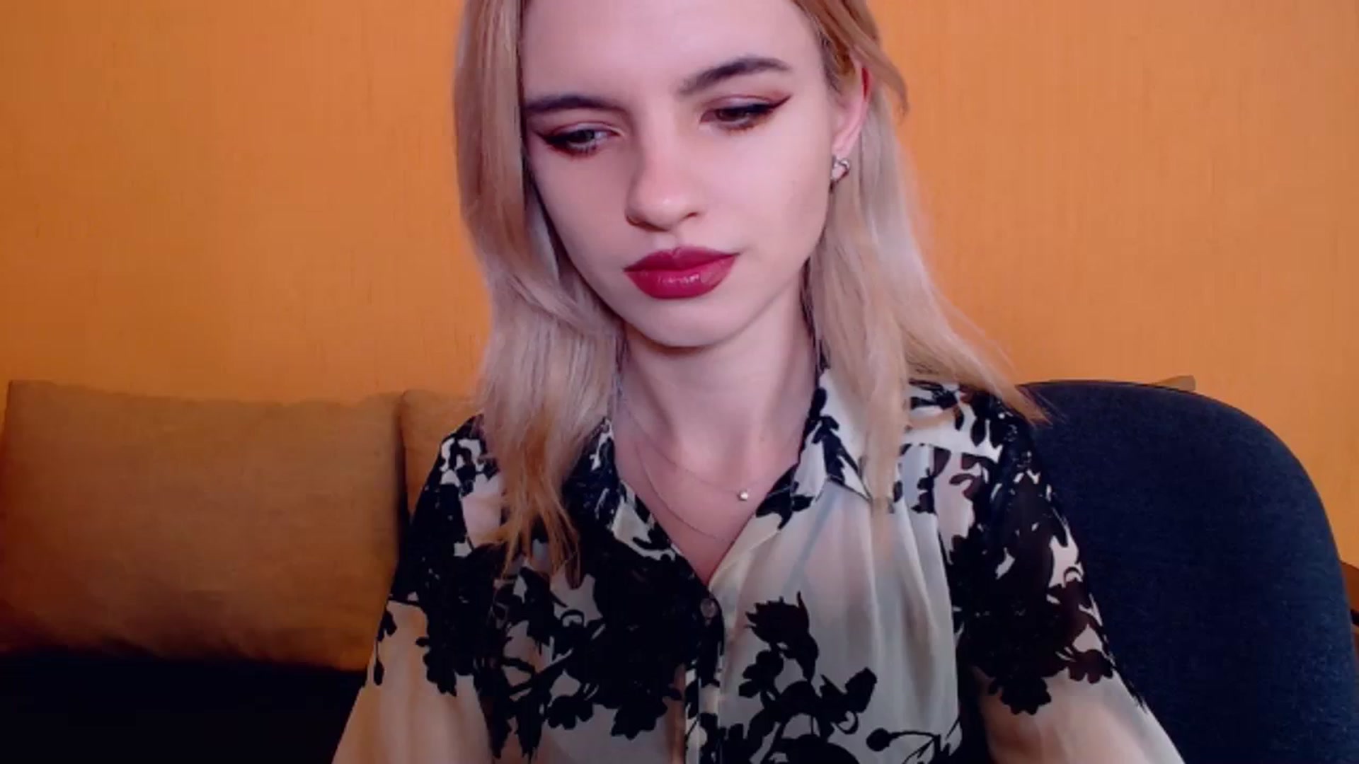 Gallery image thumbnail from Erineys's myfreecams stream on, 12/17/2023, 14:42 image 5 of 20