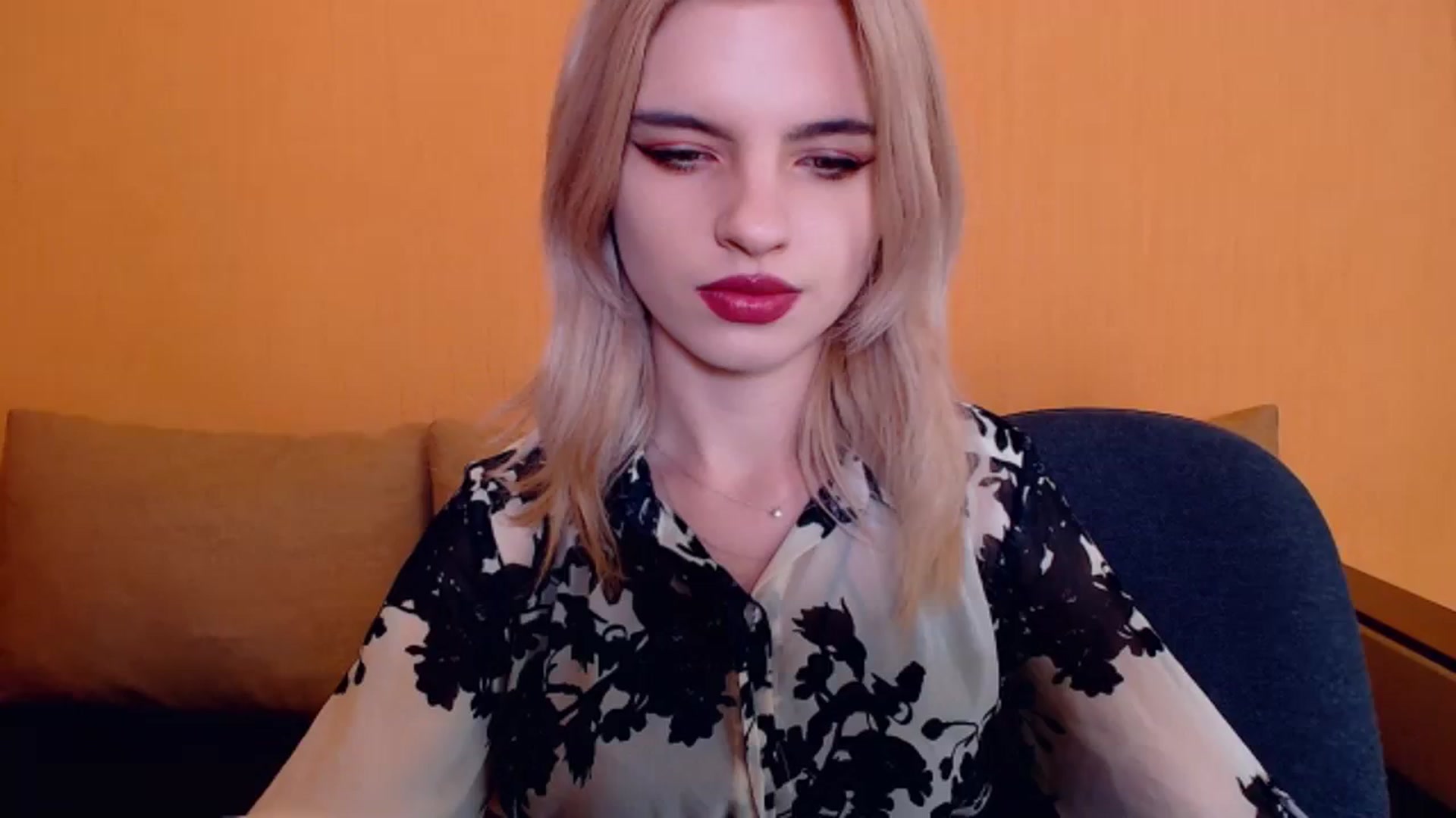 Gallery image thumbnail from Erineys's myfreecams stream on, 12/17/2023, 14:42 image 2 of 20