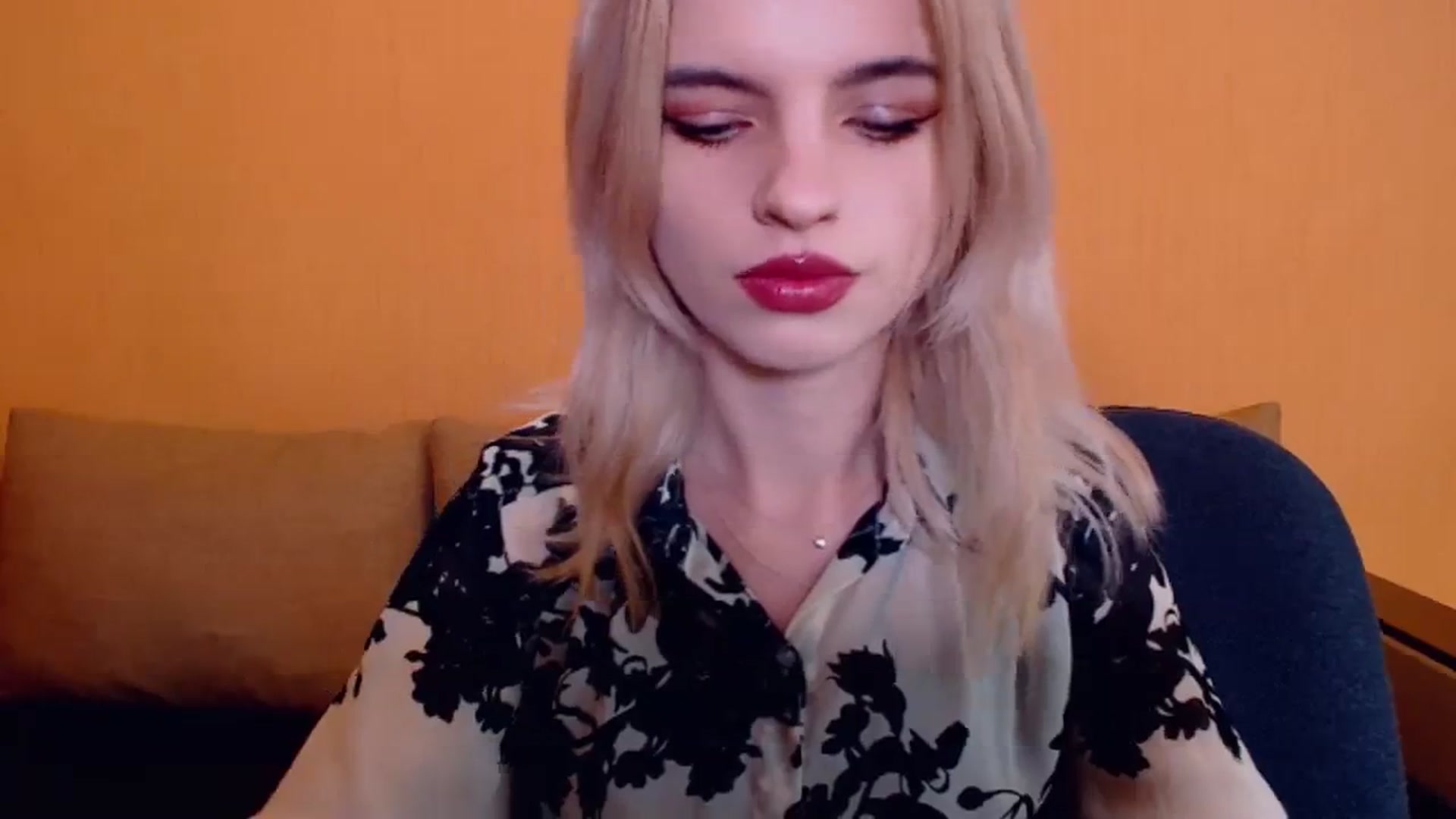 Gallery image thumbnail from Erineys's myfreecams stream on, 12/17/2023, 14:42 image 8 of 20