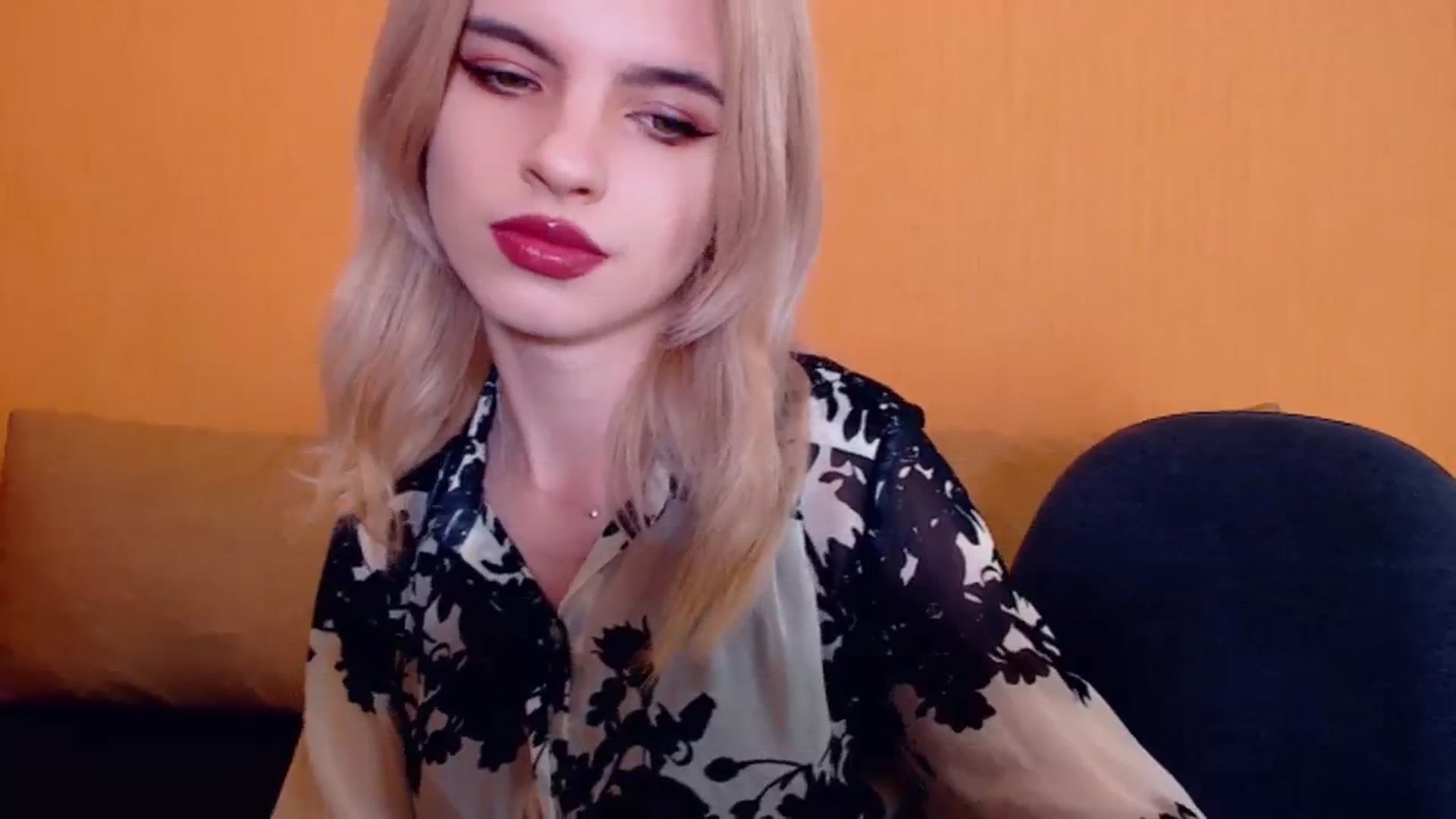 Gallery image thumbnail from Erineys's myfreecams stream on, 12/17/2023, 14:42 image 3 of 20