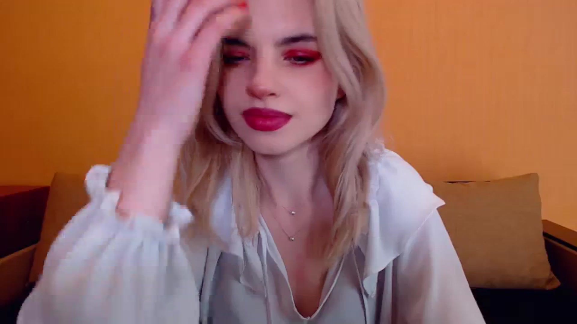 Gallery image thumbnail from Erineys's myfreecams stream on, 12/21/2023, 15:58 image 12 of 20