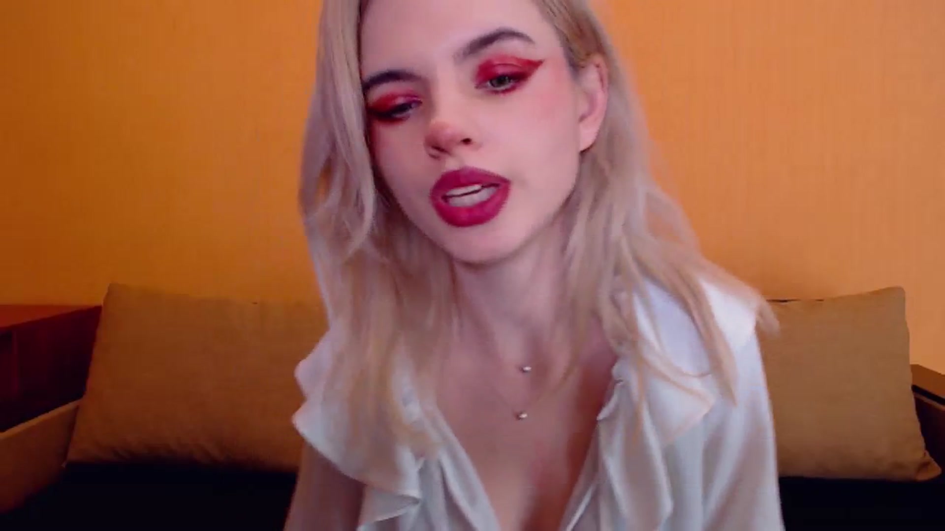 Gallery image thumbnail from Erineys's myfreecams stream on, 12/21/2023, 15:58 image 20 of 20
