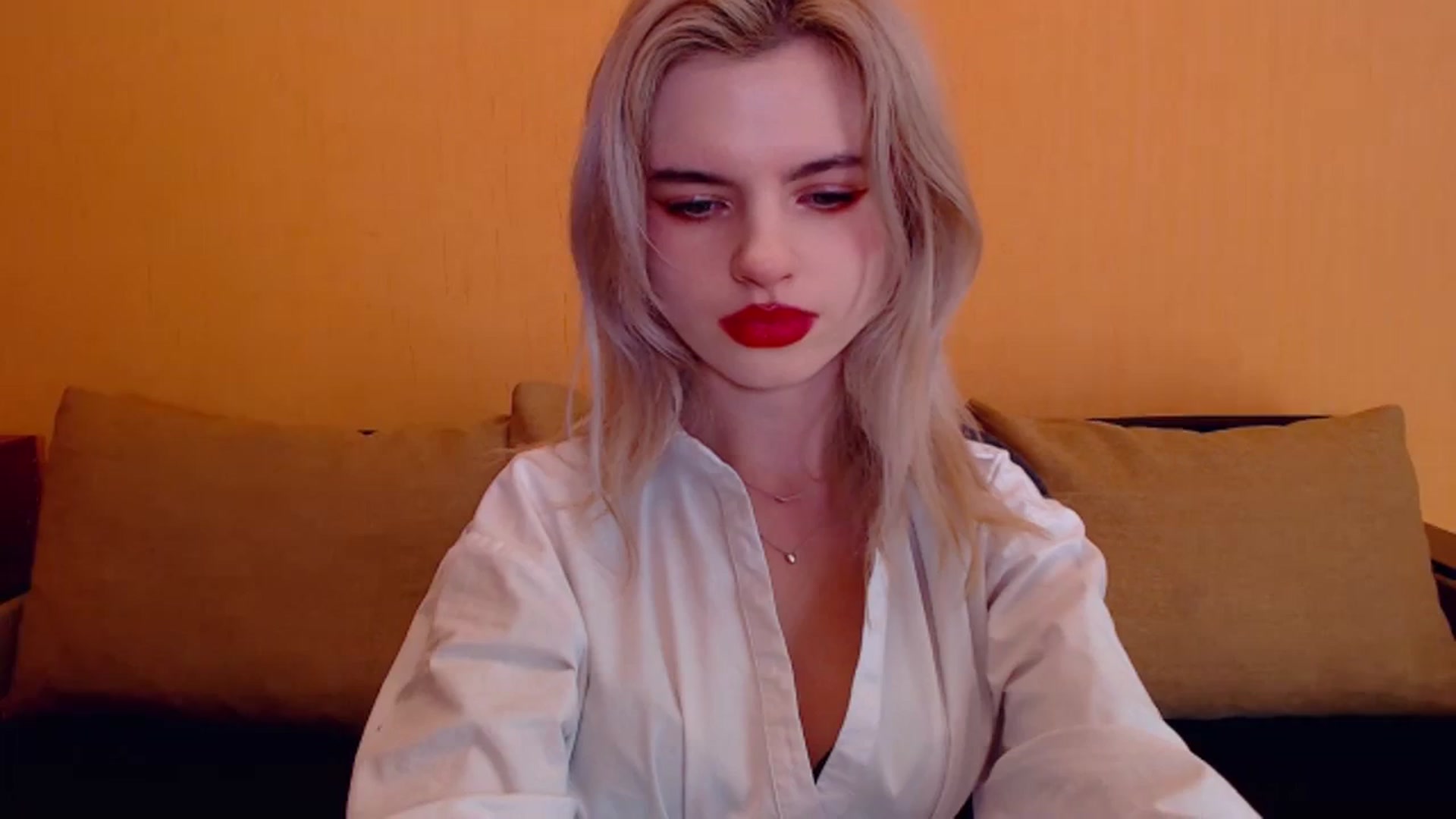 Gallery image thumbnail from Erineys's myfreecams stream on, 12/22/2023, 17:57 image 20 of 20