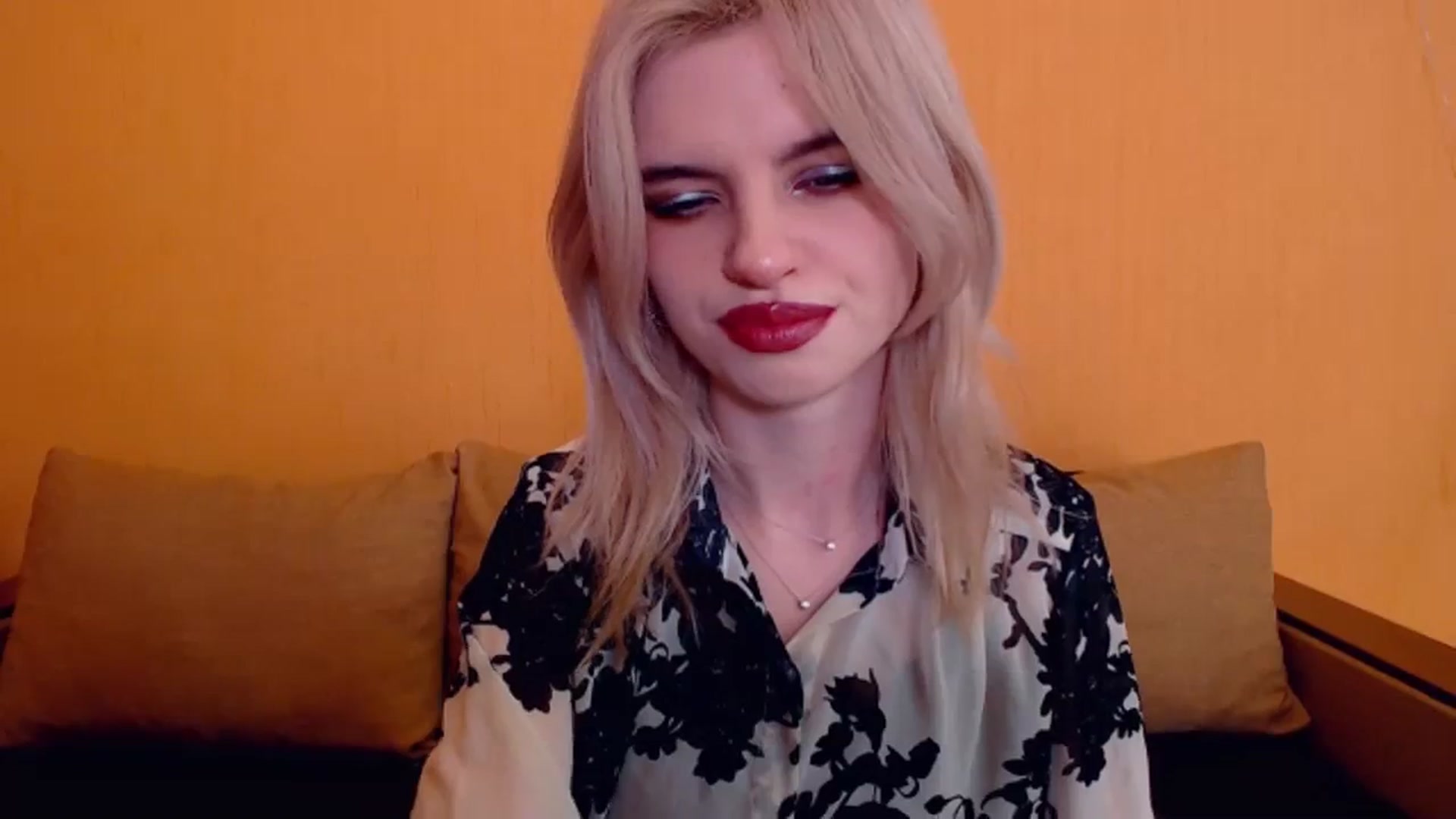 Gallery image thumbnail from Erineys's myfreecams stream on, 12/24/2023, 15:49 image 13 of 20