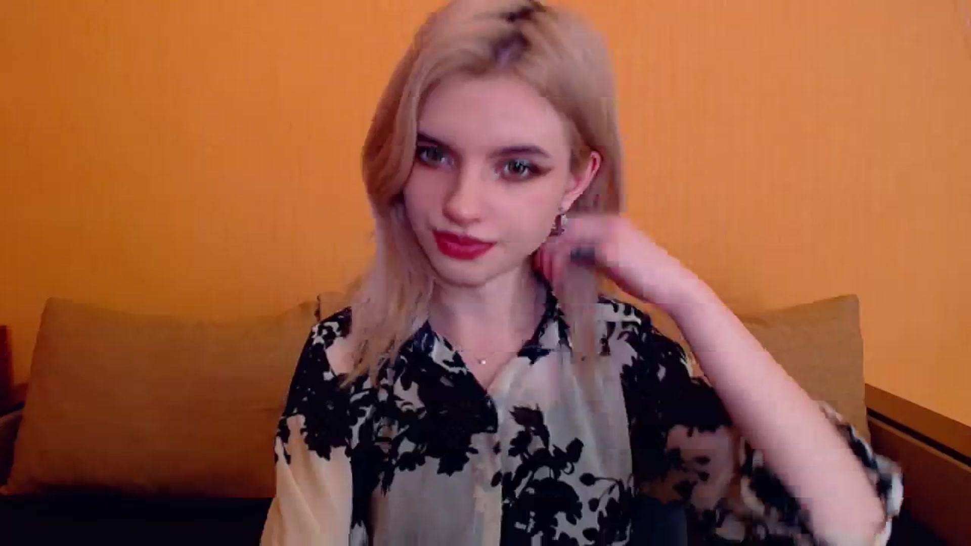 Gallery image thumbnail from Erineys's myfreecams stream on, 12/24/2023, 16:06 image 20 of 20