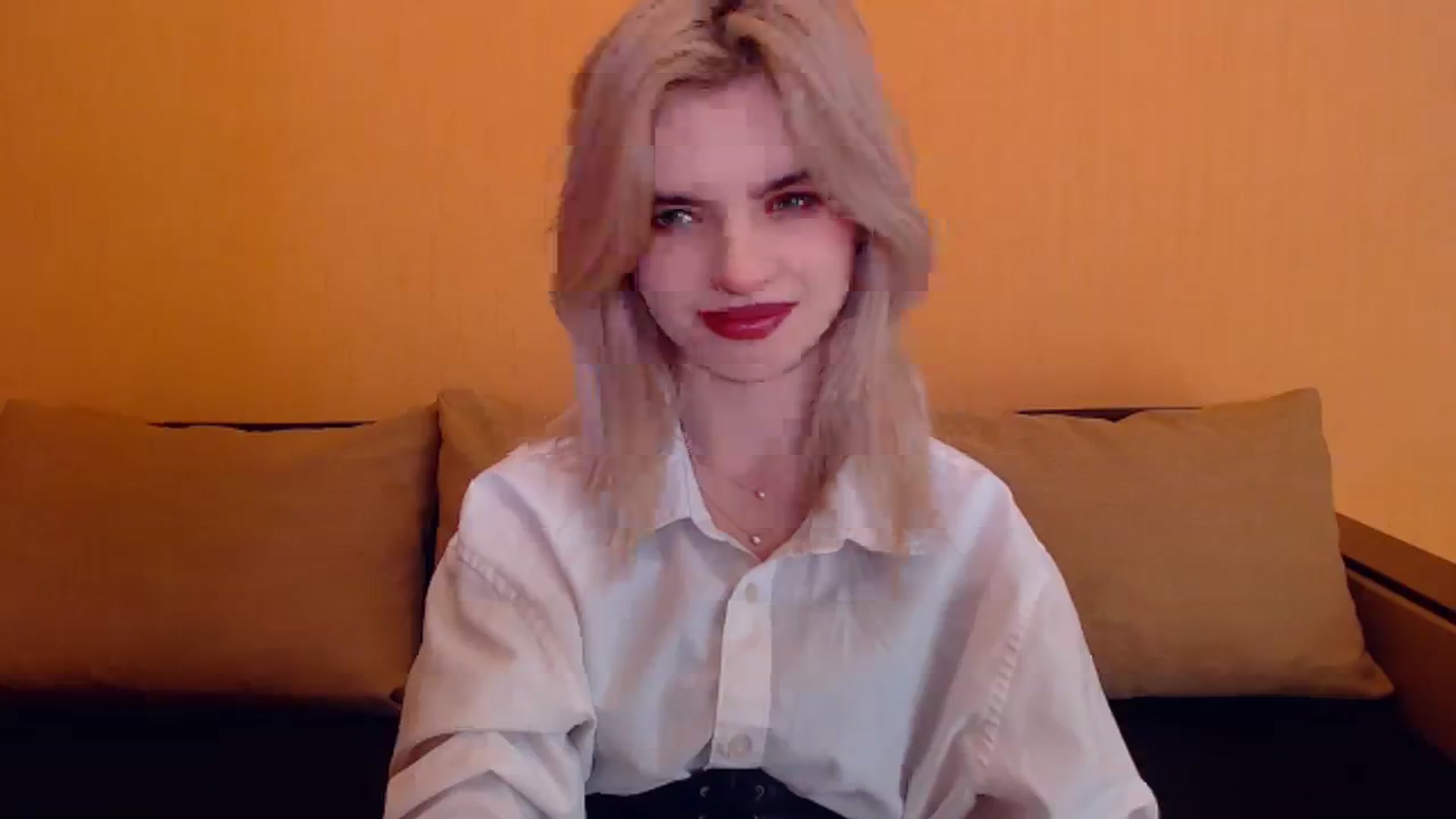 Gallery image thumbnail from Erineys's myfreecams stream on, 12/25/2023, 14:44 image 2 of 20