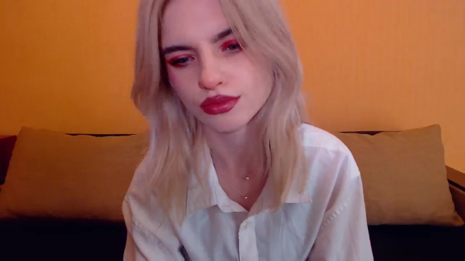 Gallery image thumbnail from Erineys's myfreecams stream on, 12/25/2023, 14:44 image 12 of 20
