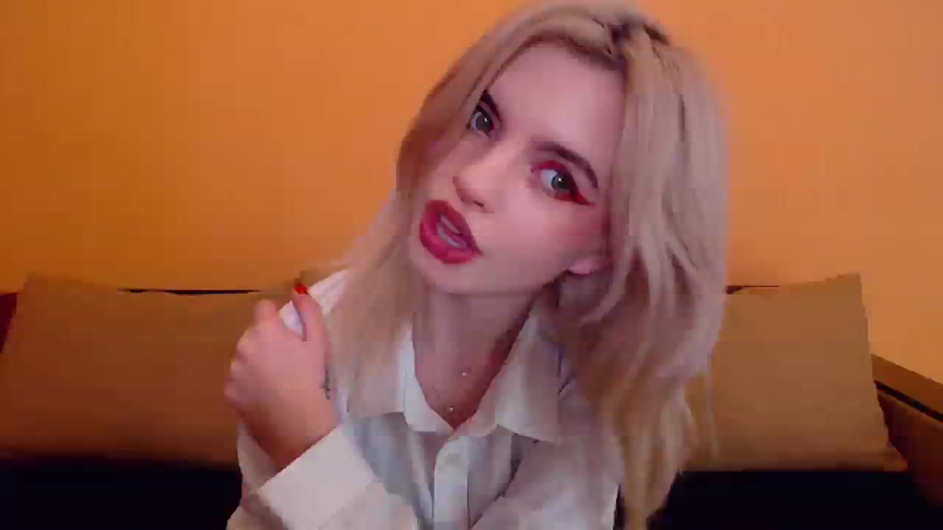 Gallery image thumbnail from Erineys's myfreecams stream on, 12/25/2023, 15:56 image 12 of 20