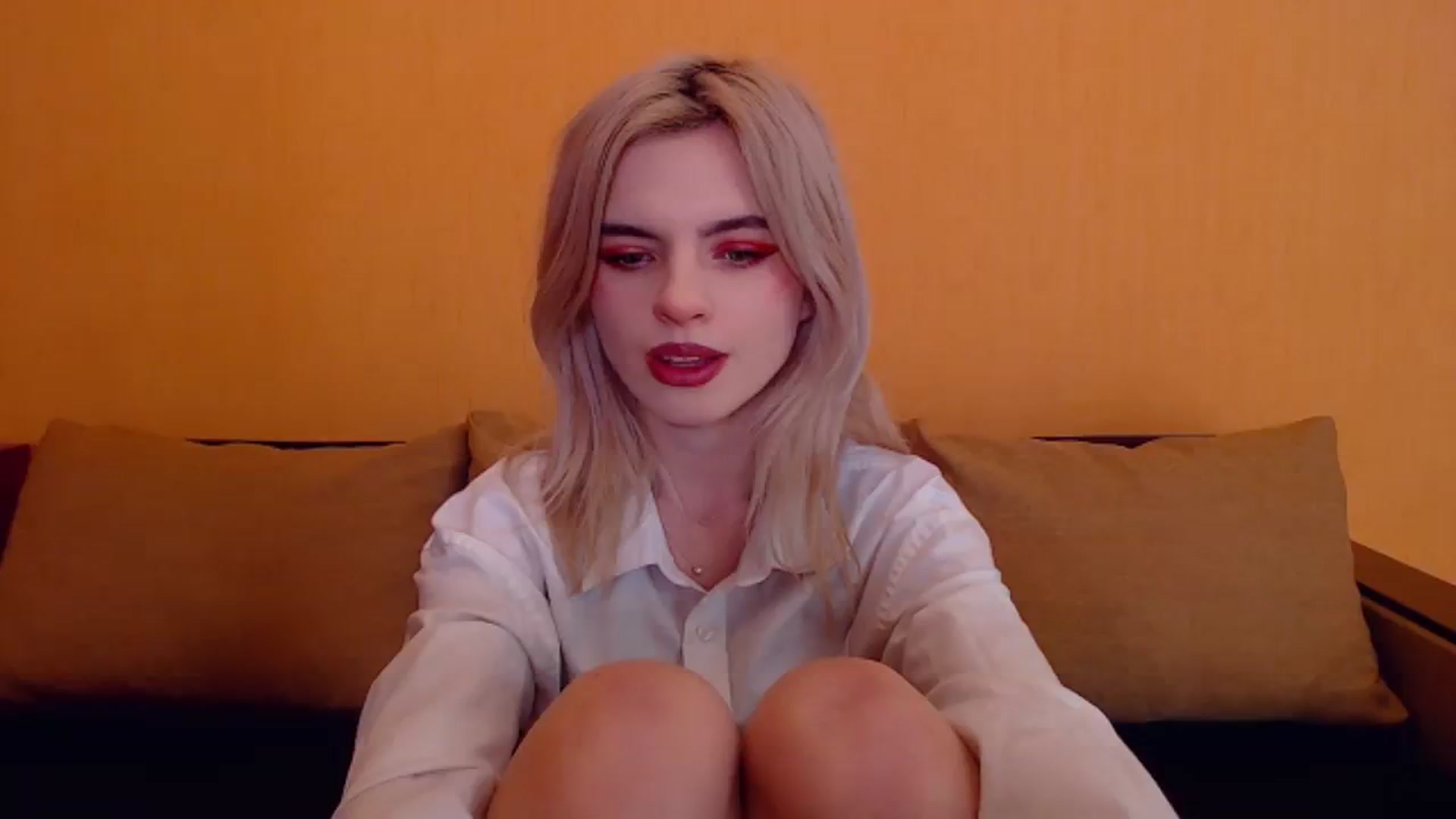 Gallery image thumbnail from Erineys's myfreecams stream on, 12/25/2023, 15:56 image 6 of 20