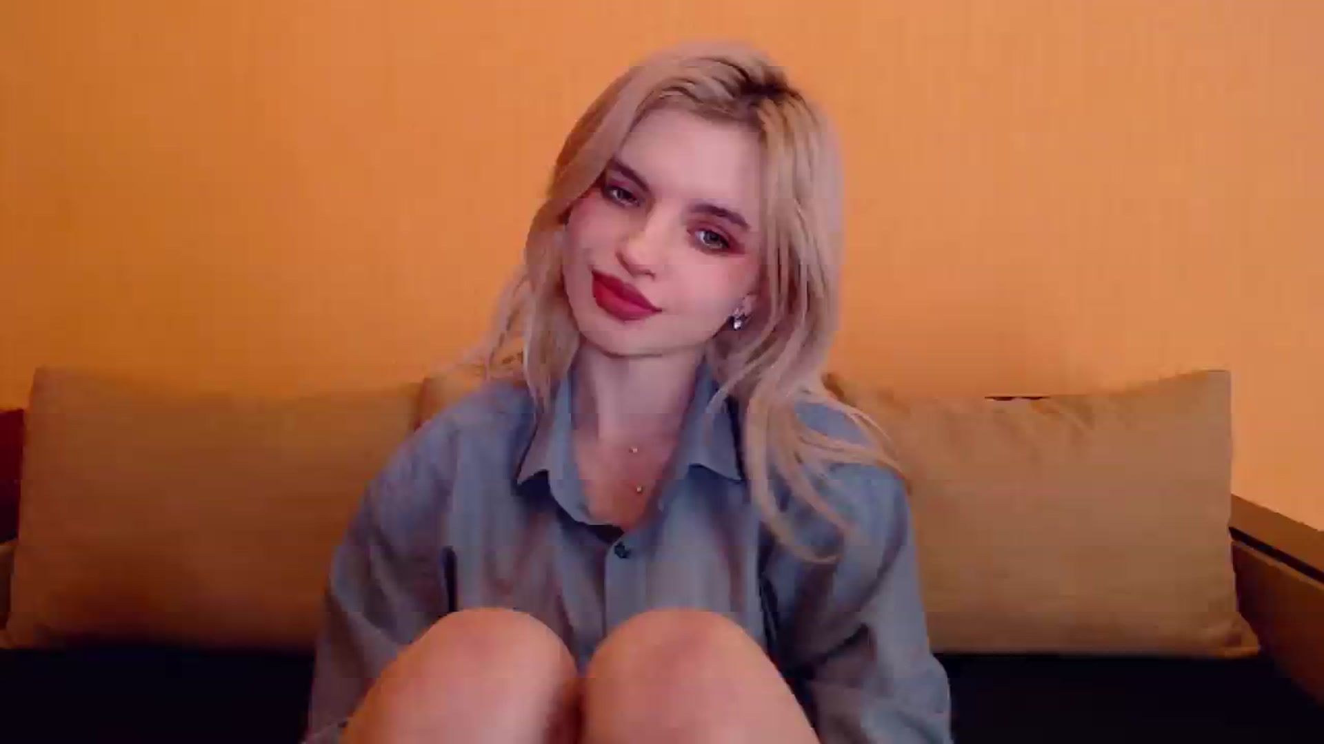 Gallery image thumbnail from Erineys's myfreecams stream on, 12/28/2023, 16:52 image 17 of 20