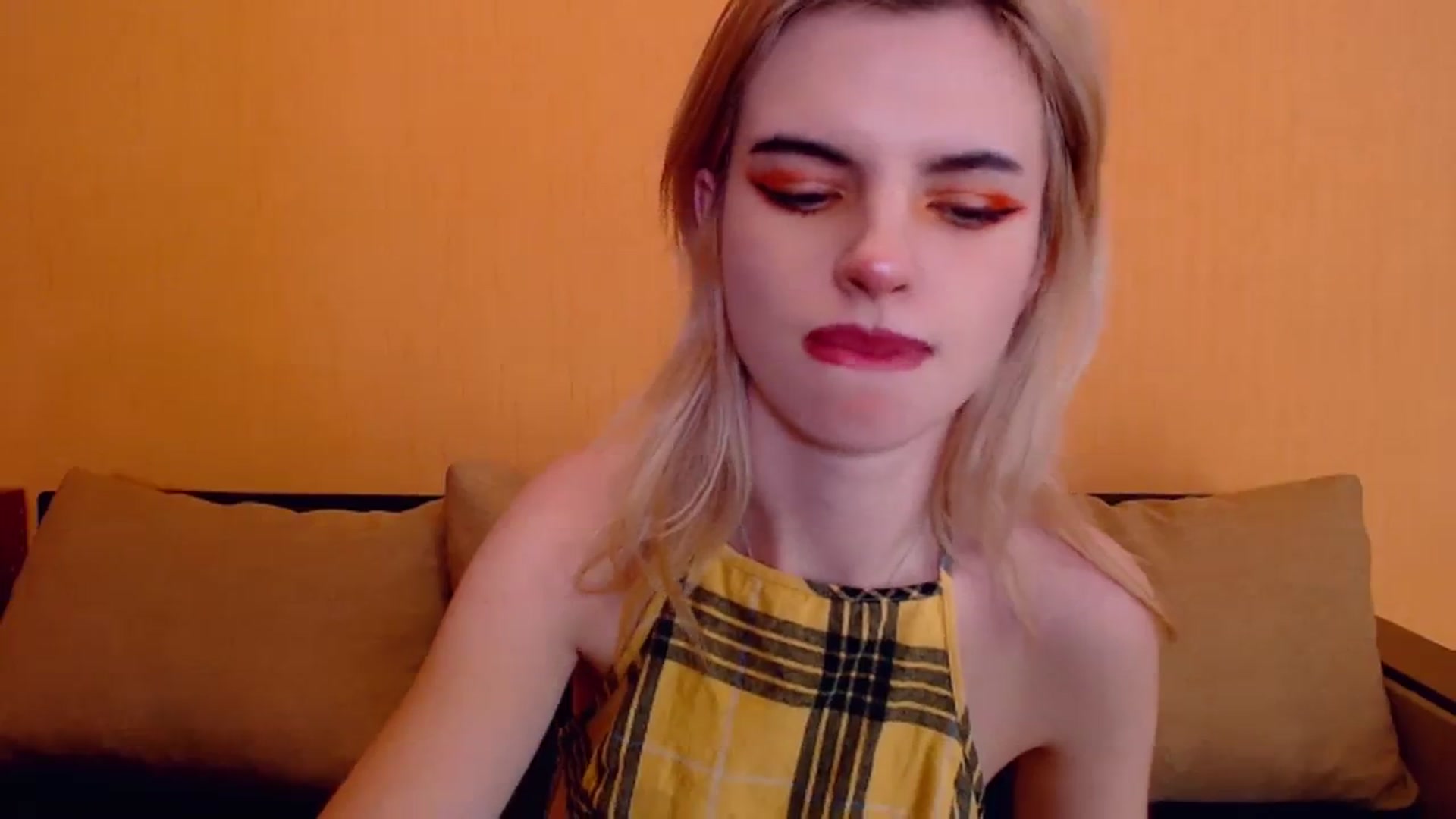 Gallery image thumbnail from Erineys's myfreecams stream on, 01/07/2024, 18:47 image 20 of 20