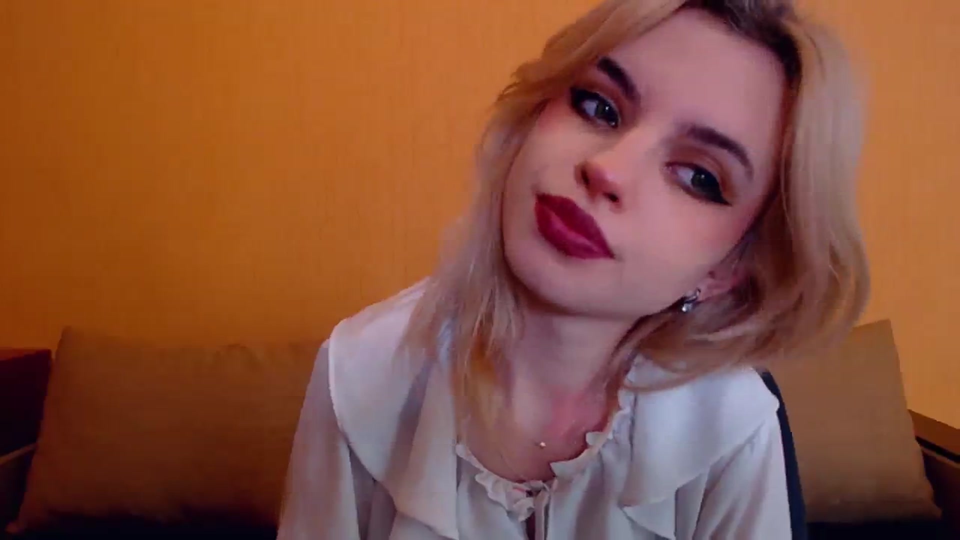 Gallery image thumbnail from Erineys's myfreecams stream on, 01/11/2024, 14:52 image 8 of 20