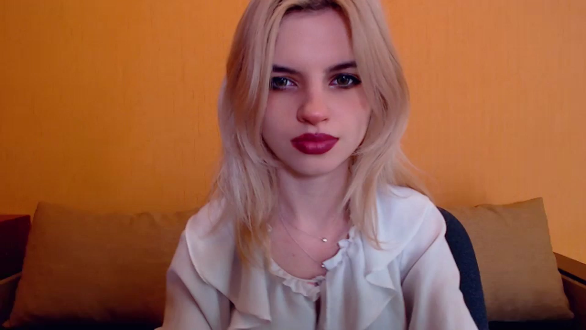 Gallery image thumbnail from Erineys's myfreecams stream on, 01/11/2024, 14:52 image 5 of 20