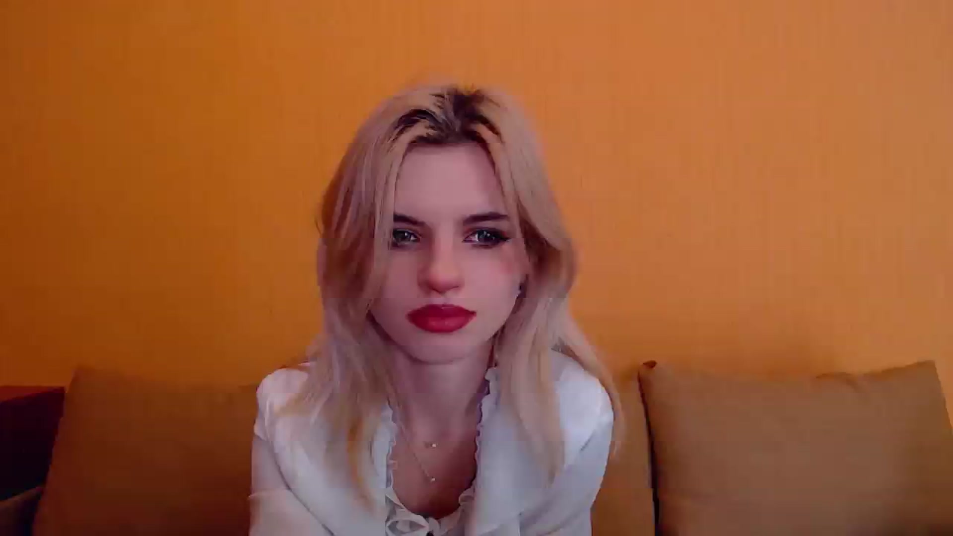 Gallery image thumbnail from Erineys's myfreecams stream on, 01/11/2024, 17:03 image 10 of 20
