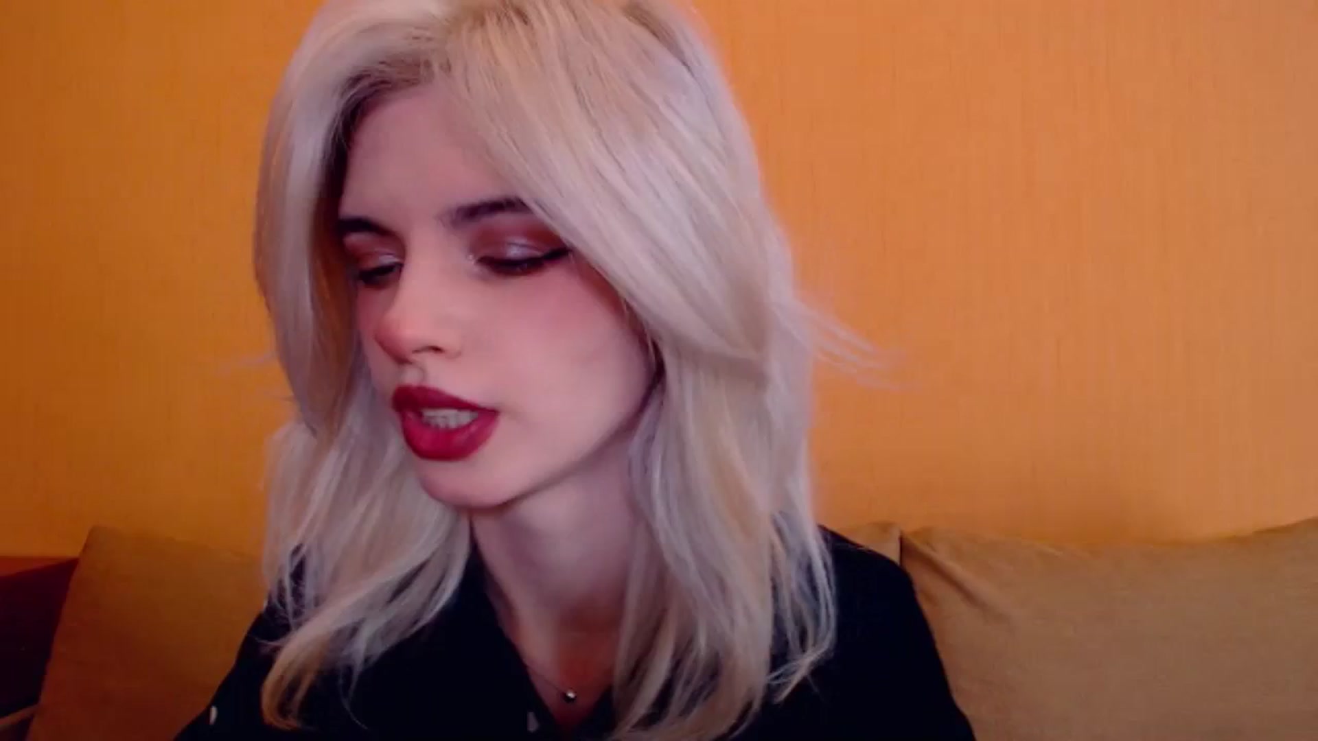 Gallery image thumbnail from Erineys's myfreecams stream on, 01/12/2024, 15:33 image 9 of 20