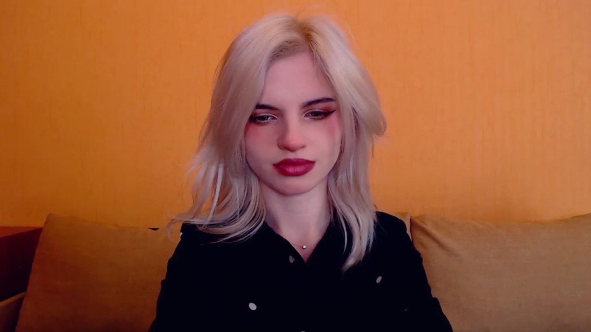 Gallery image thumbnail from Erineys's myfreecams stream on, 01/12/2024, 15:33 image 20 of 20