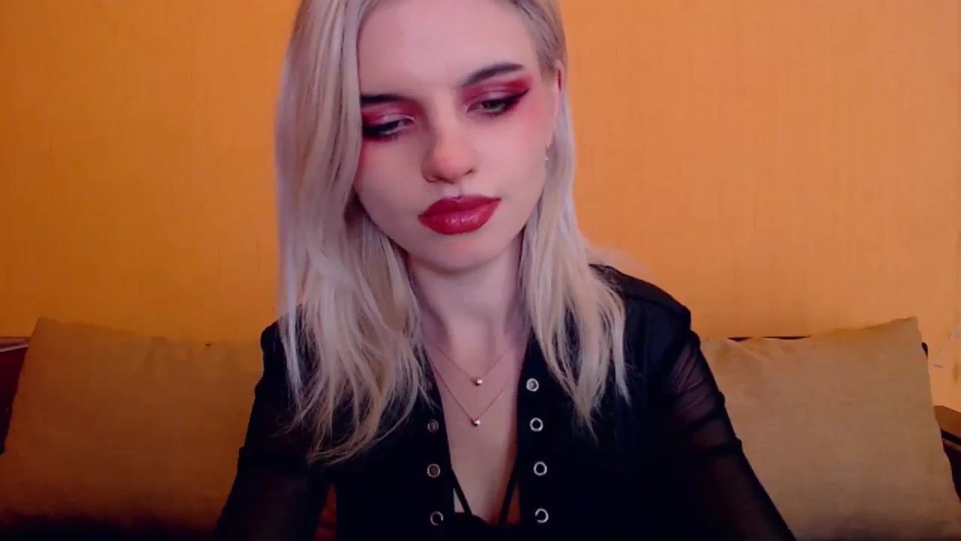 Gallery image thumbnail from Erineys's myfreecams stream on, 01/15/2024, 17:49 image 20 of 20